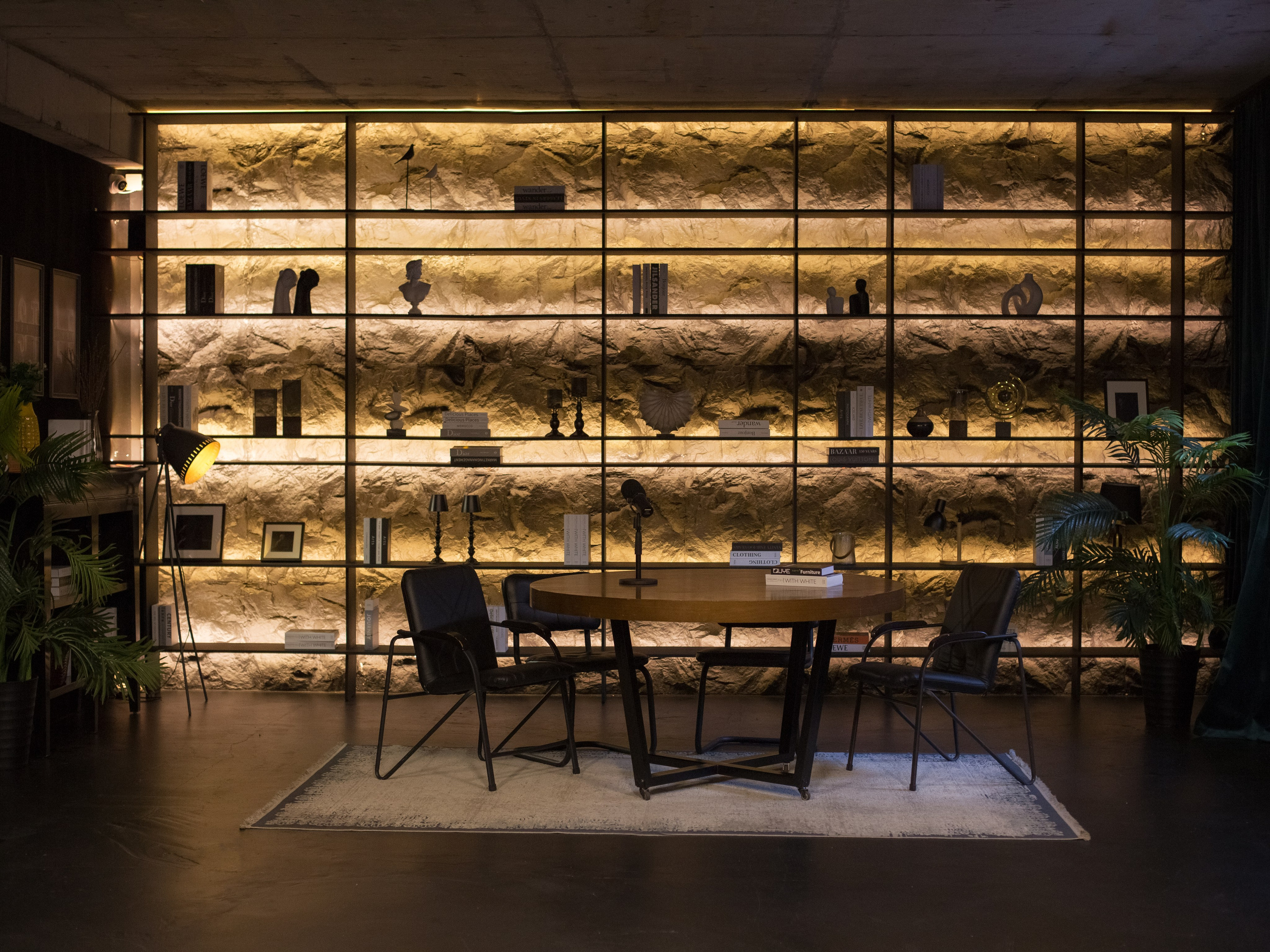 Фотостудия Алматы зал Moon. Фотостудия Алматы — 2 Stula.Studio | Аренда залов