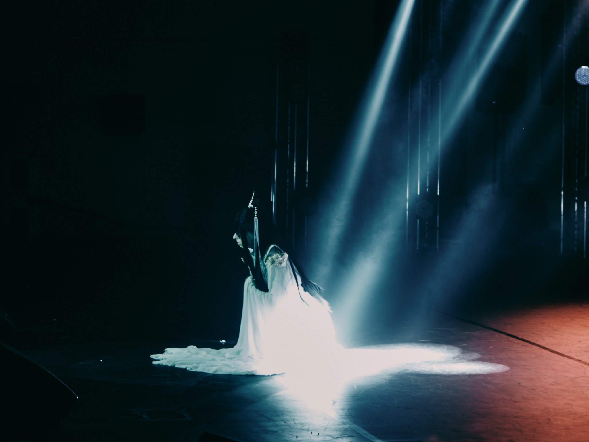 Персиковый источник | осень 2025. Фотограф Аннё| Москва