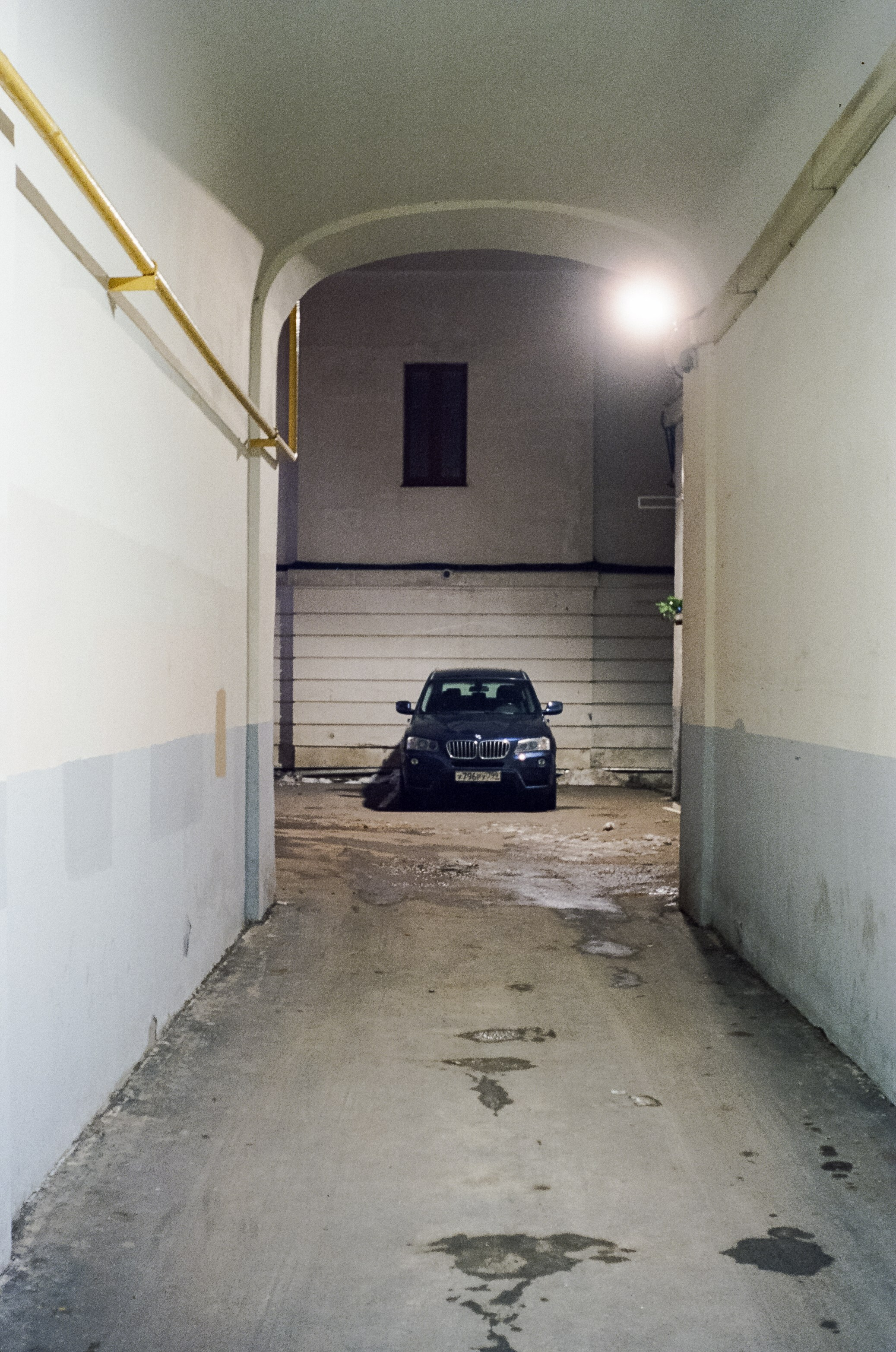 Zeiss Ikon Contessa — Zeiss-Opton Tessar T 45 mm f/2.8 / Wonder 500T (Kodak Vision 3 500T) @ISO 800