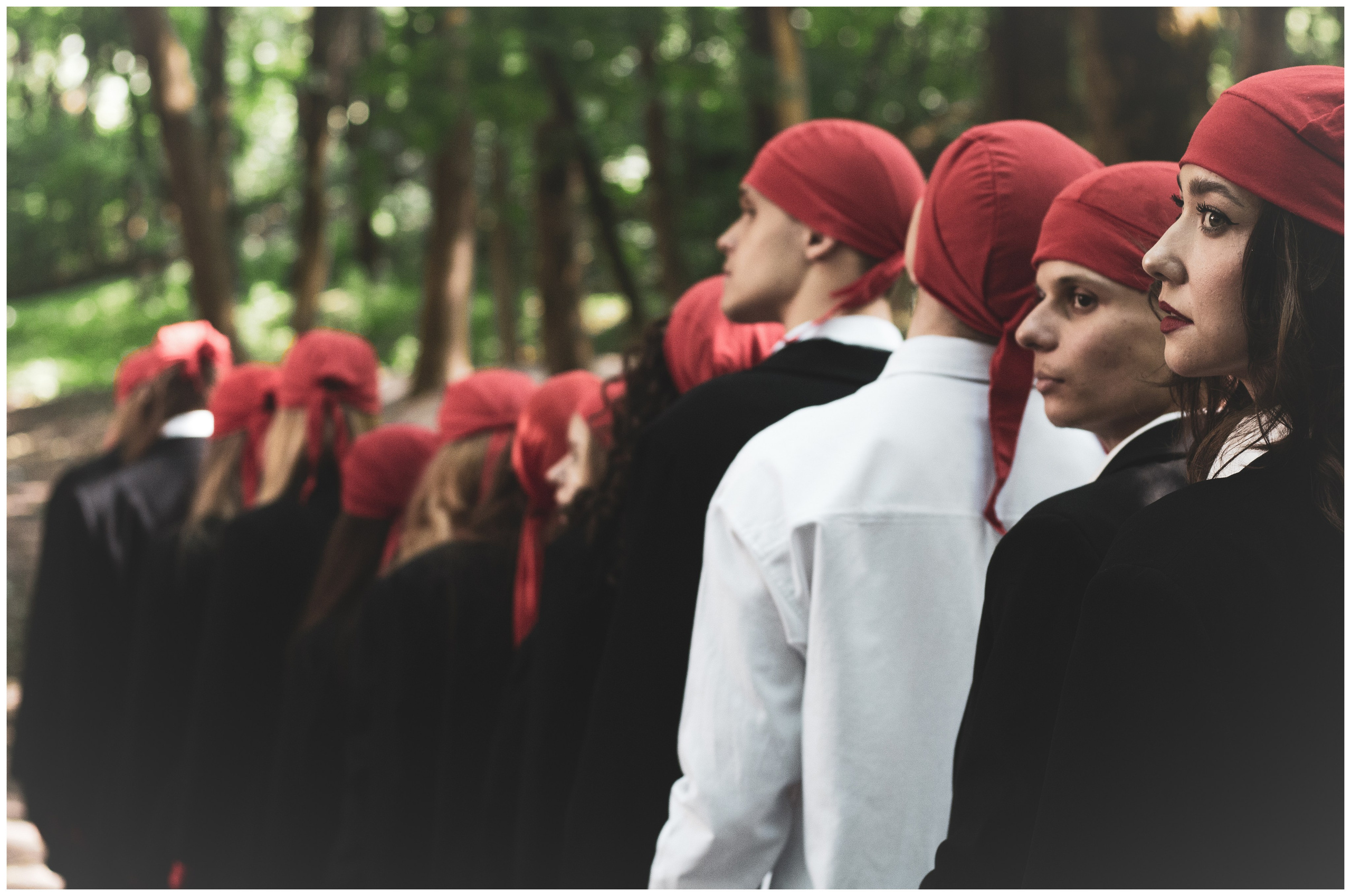 Коллектив TODES. Портретный фотограф в Орле. Готовые фото за 3 дня! Помощь в позировании. Советы по организации