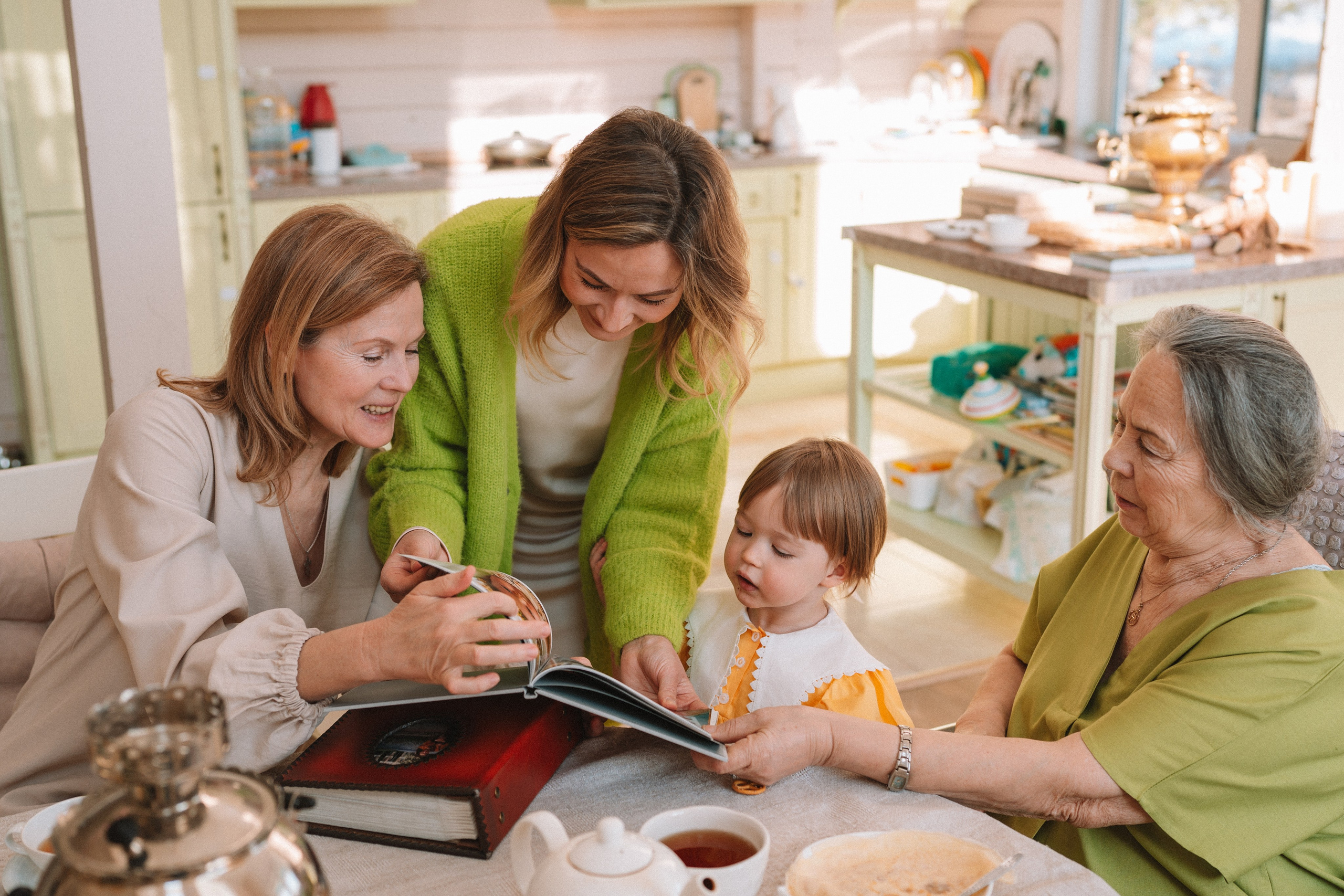 Арина, Ирина, Катя и Саша. Семейный фотограф Валерия Фабричникова, Москва
