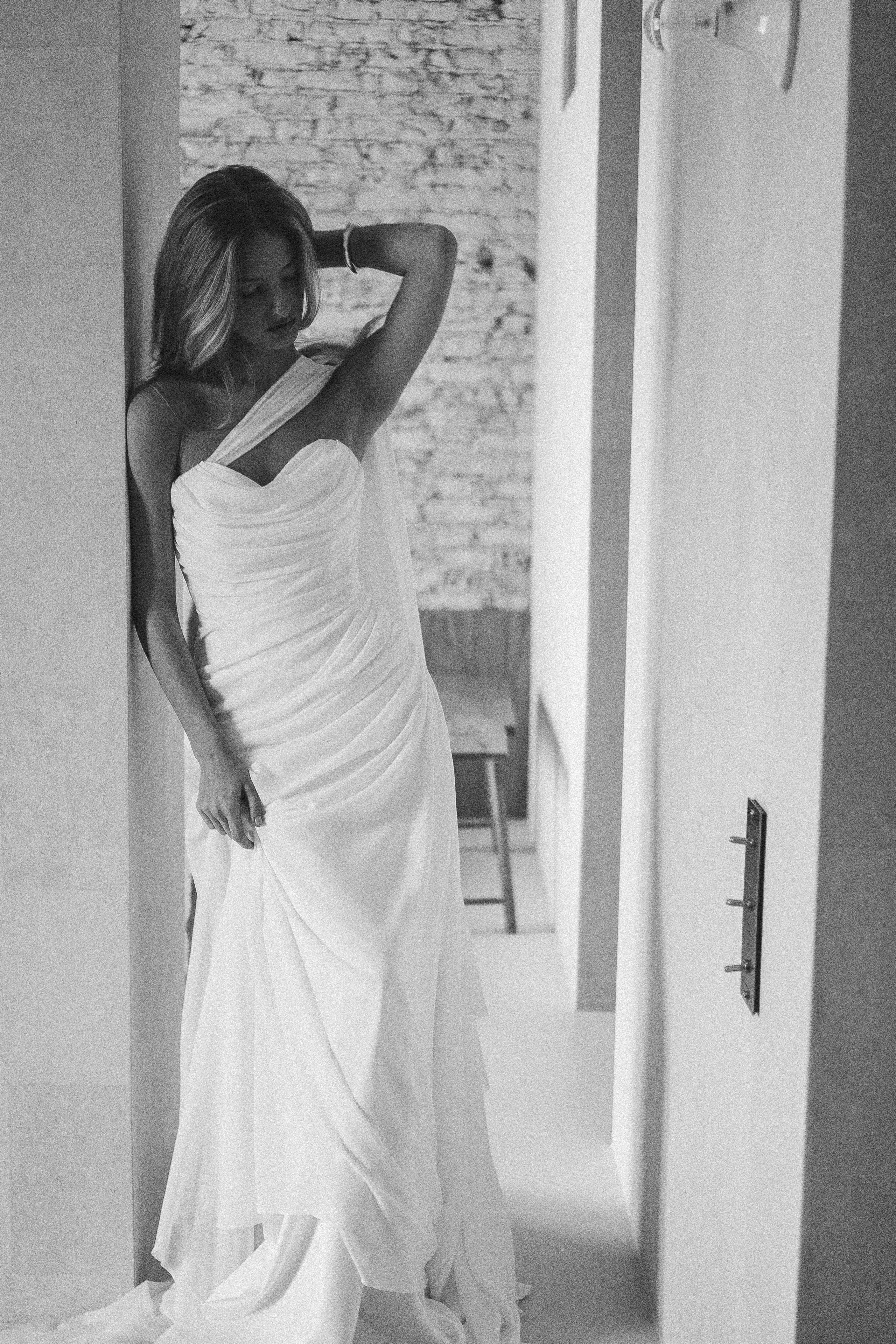 ЭЛЕГАНТНАЯ СВАДБЕНАЯ СЬЕМКА ЖЕНИХА И НЕВЕСТЫ В ДОРОГОМ ОТЕЛЕ САНКТ-ПЕТЕРБУРГА. Профессиональный фотограф, Санкт-Петербург — Виктория Богомолова