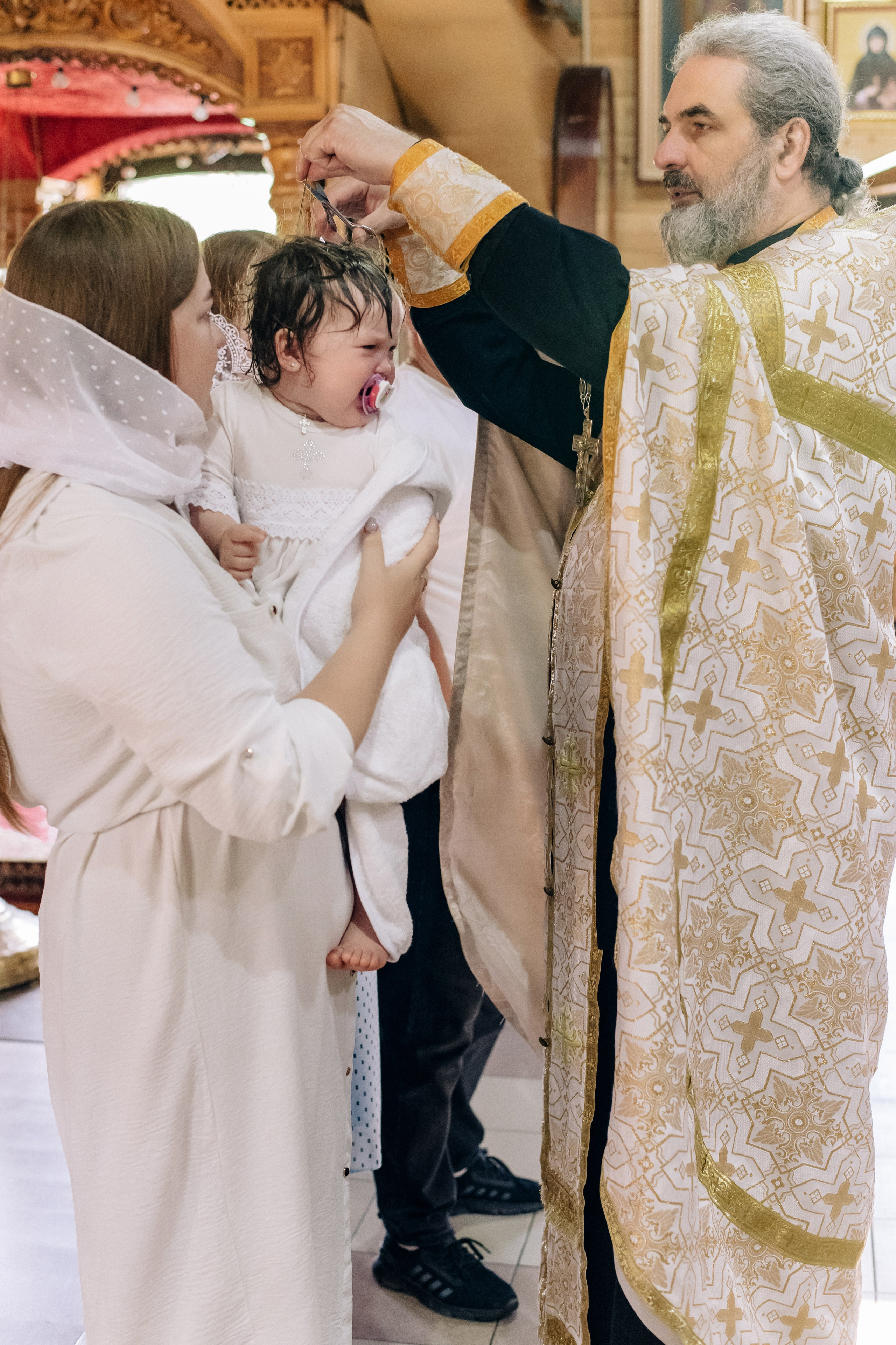 Таинство крещения Евы. Фотограф — МАРИЯ МЕДВЕДЕВА