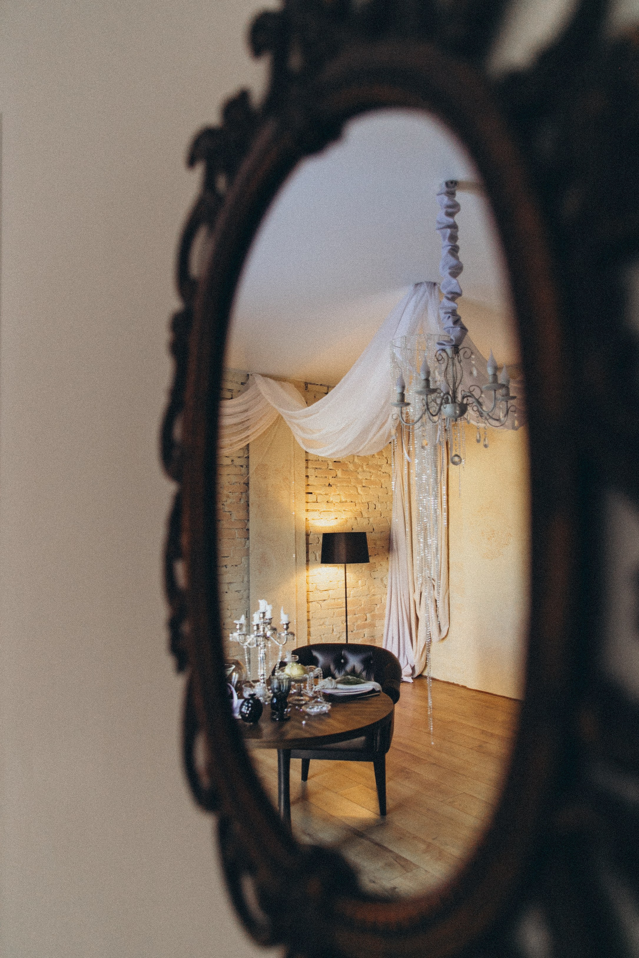 ЗАЛ «Каминная». Фотостудия в Мариуполе «Берлога»