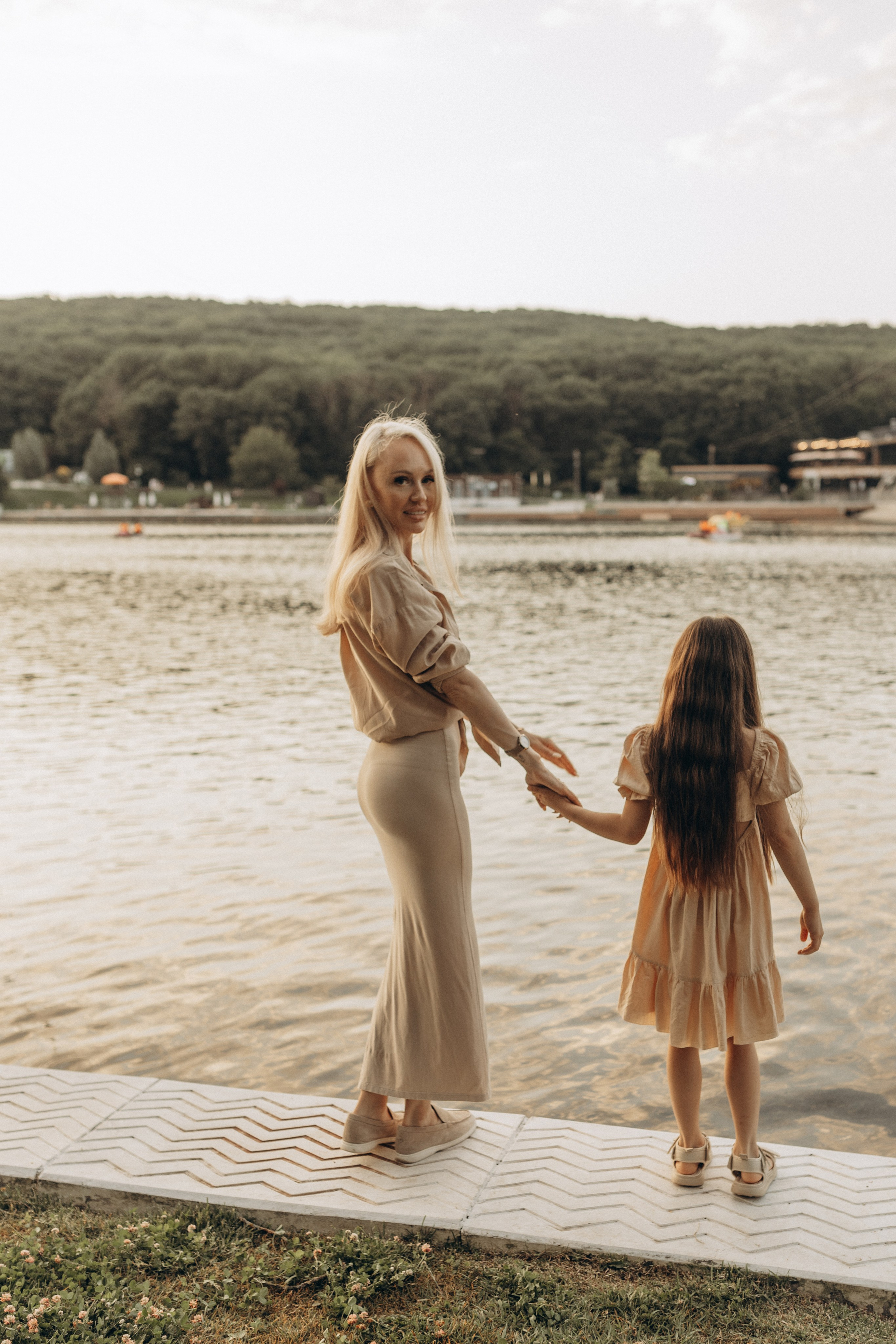 Фотосессия на Комсомольском пруду Анна и Милана. Фотограф в Ставрополе Svetlana Matveeva