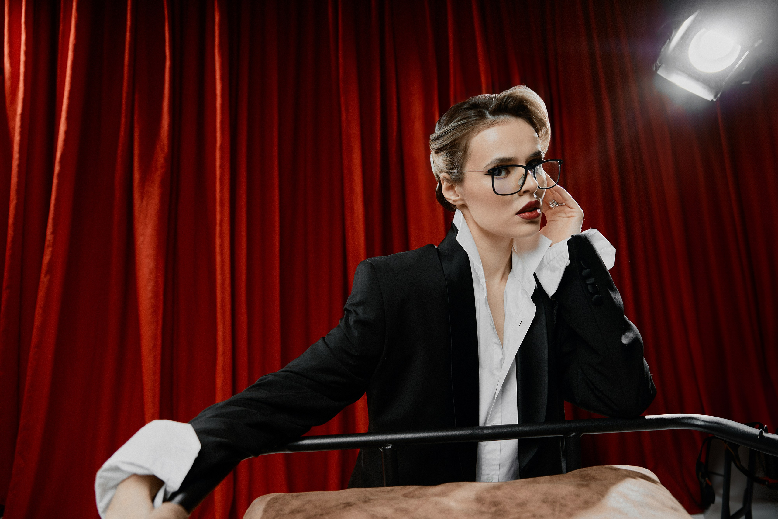 Студийный портрет/ уличные съемки. Репортажный фотограф в Санкт-Петербурге Синкина Полина