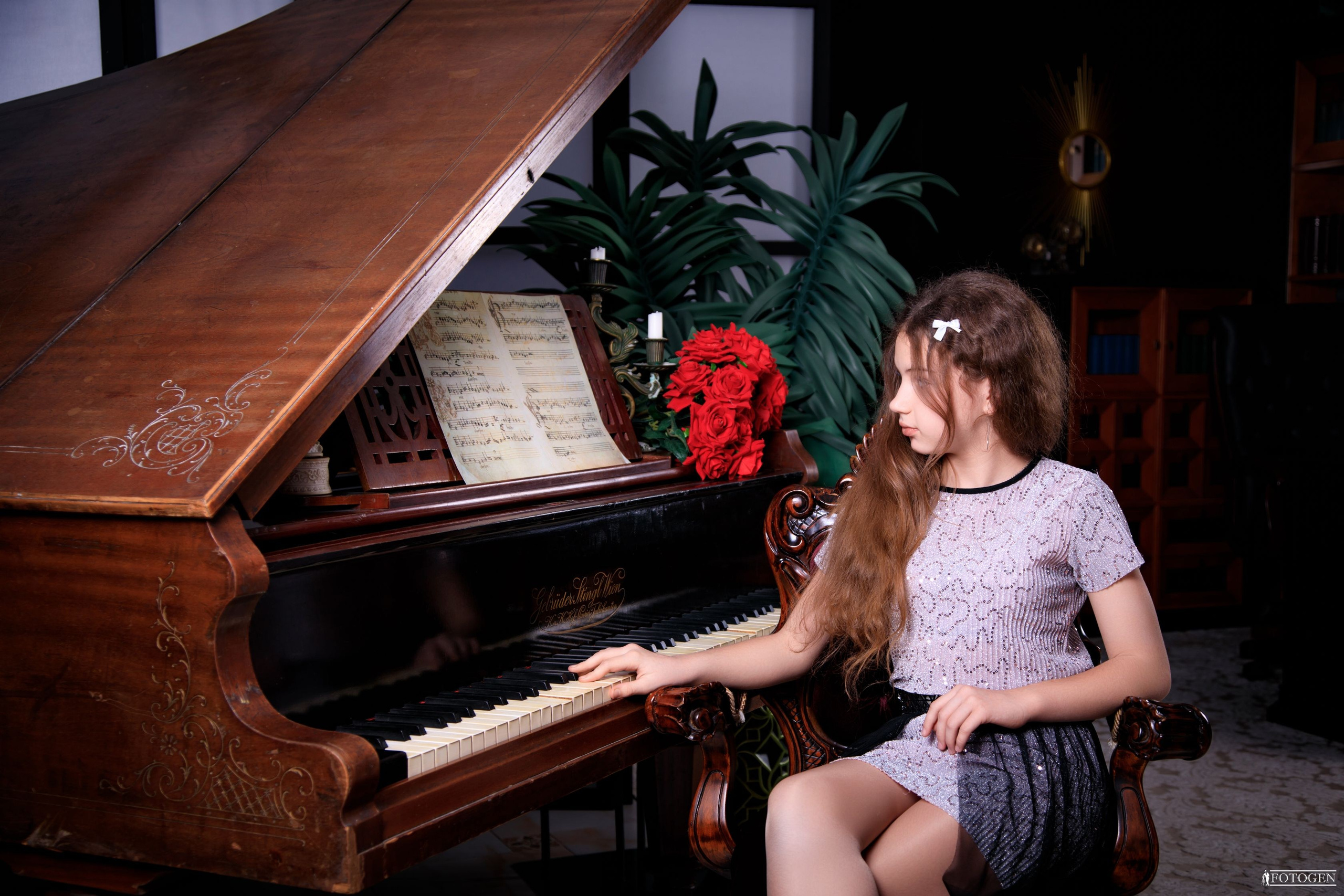 Фотосессия Девочек до 10 лет в Интерьере — Fotogen. Интерьерная фотостудия FOTOGEN г. Краснодар