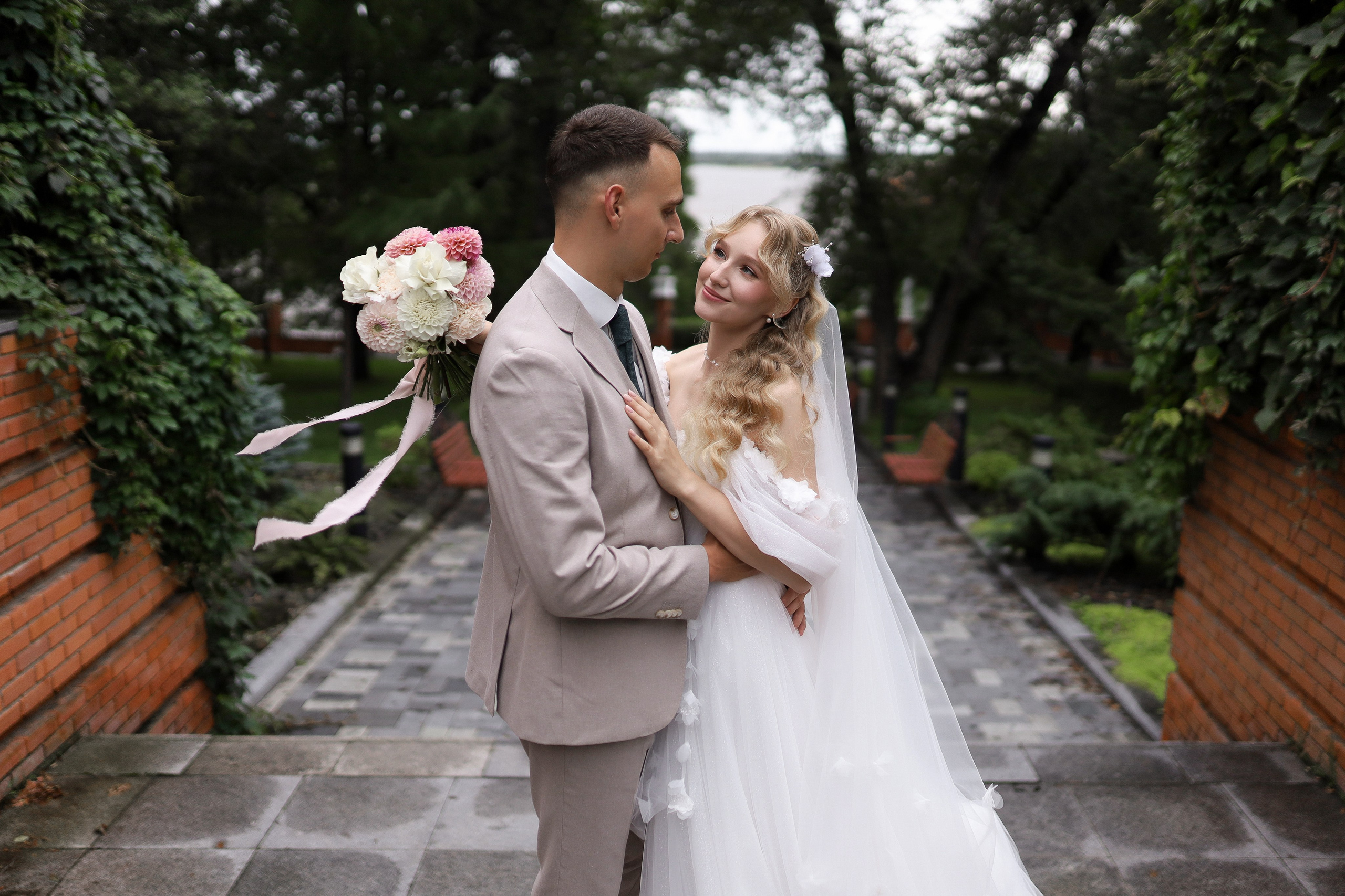 Егор и Алина 16.08.2025. ФОТОГРАФ ХАБАРОВСК АНАСТАСИЯ РАЧЕНКОВА