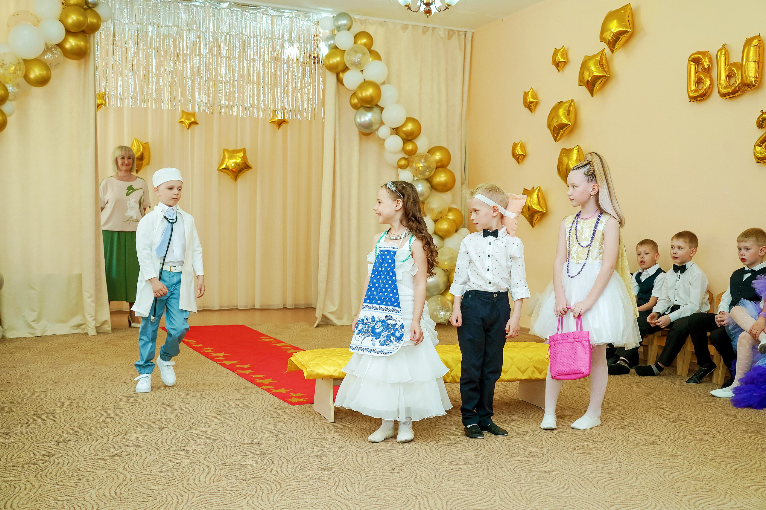 Фотосъемка видеосъёмка фотограф видеооператор новогодних утренников  в. Фотограф, видеооператор Нина Коршунова