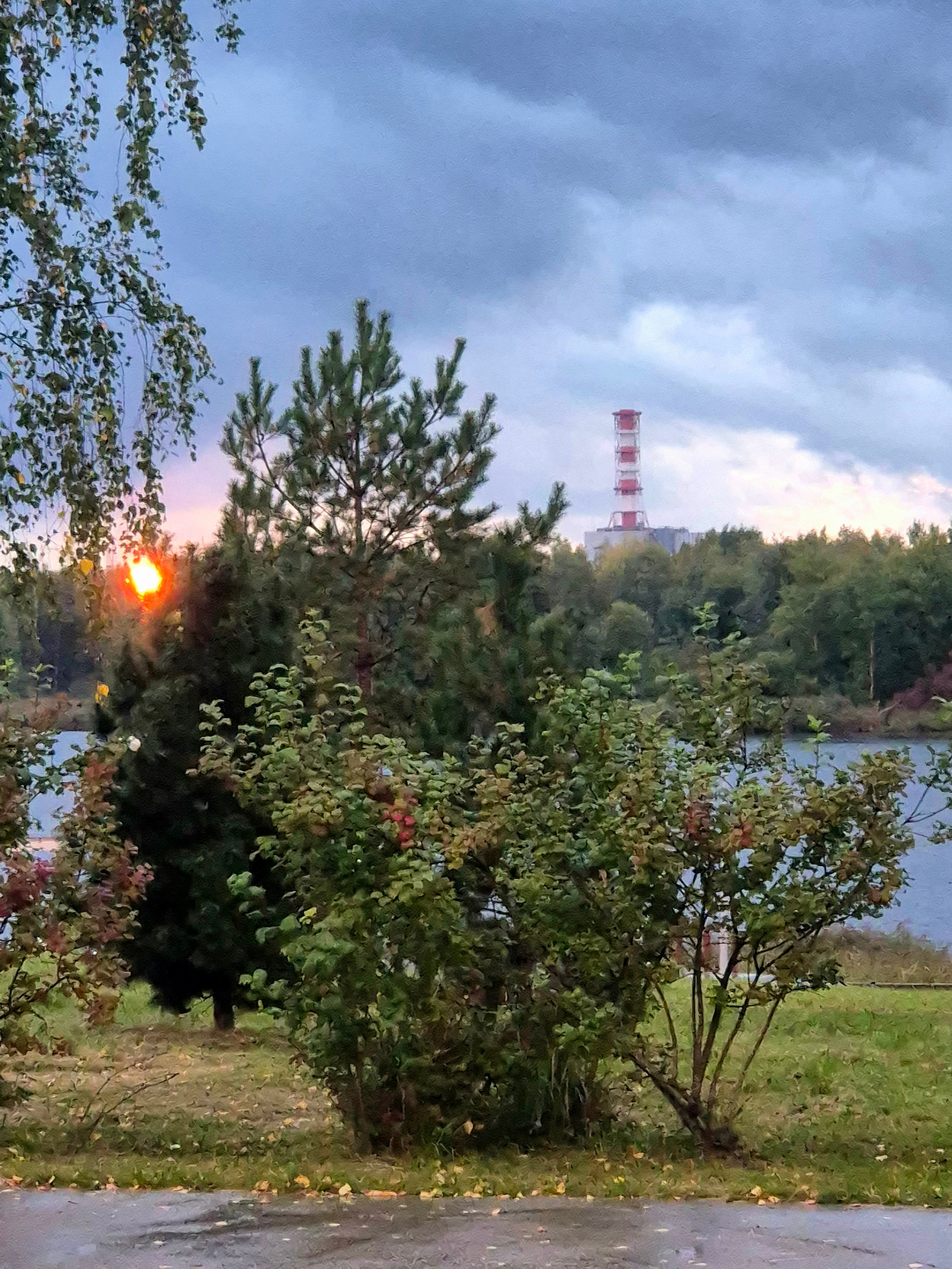 САЭС и место старта ночного заплыва