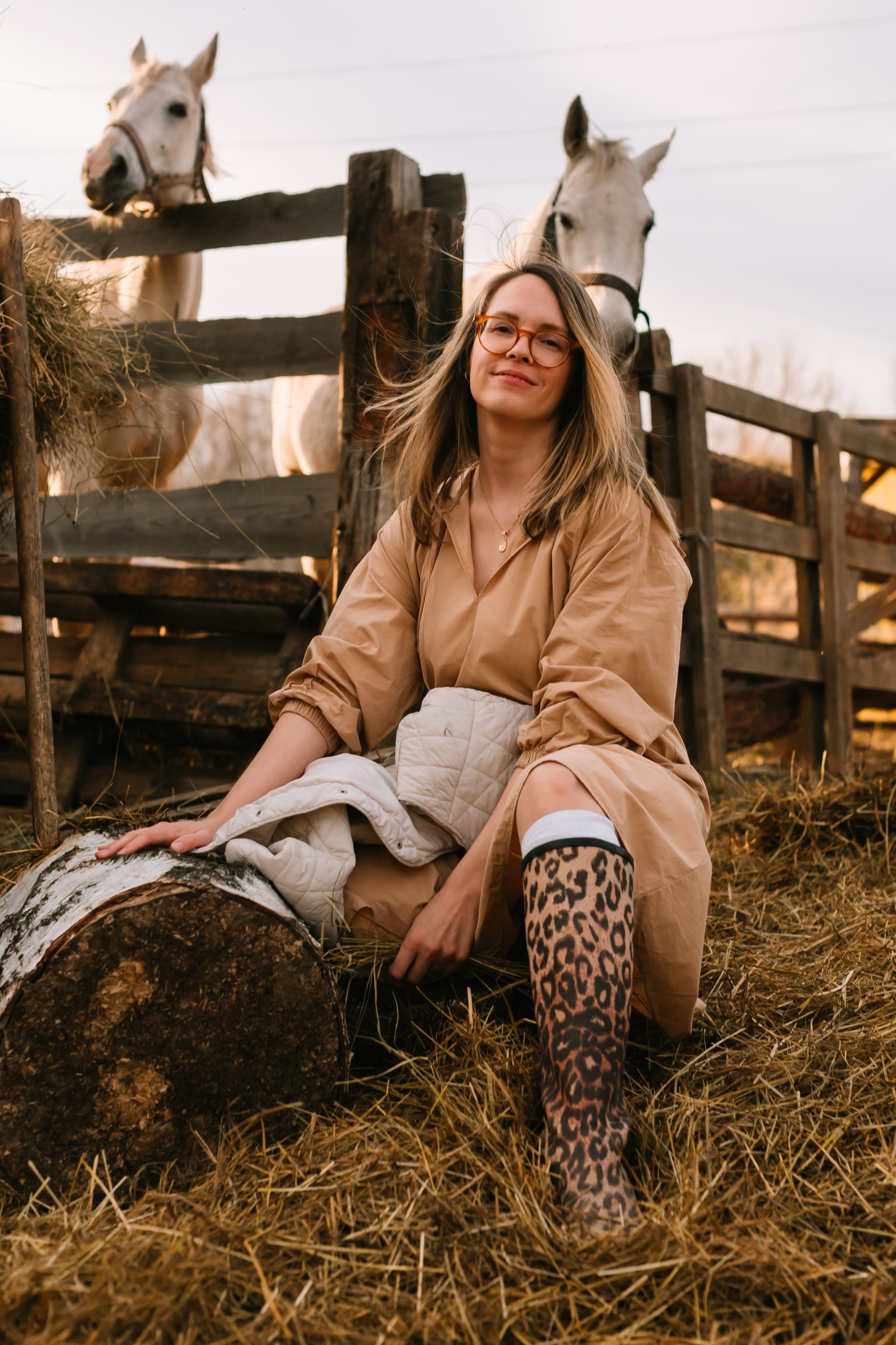 алёна малахова фотограф новосибирск семейный детский домашняя фотосессия в новосибирске день рождения репортажная съёмка фотосессия с лошадьми на конюшне деревня алтай  на природе фотосессия в детском саду мама и сын предложение руки и сердца идея  помолвка фотосессия берег закат детский день рождения годик торт аниматор лофт игровая продолжение следует prodoljenie_sleduet_  корпоратив тимбилдинг первоклашка линейка  контент  бизнес портрет