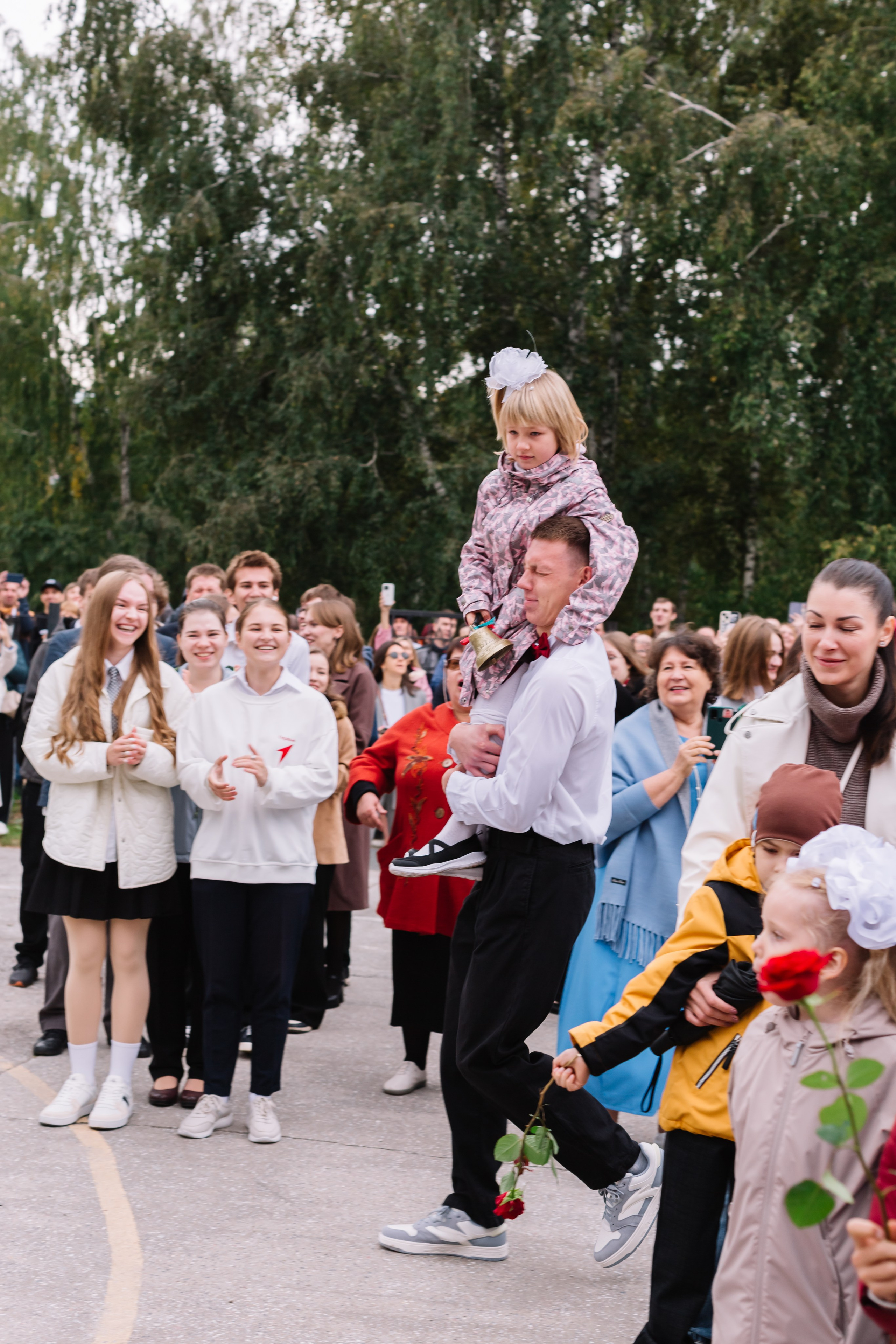 алёна малахова фотограф новосибирск семейный детский домашняя фотосессия в новосибирске день рождения репортажная съёмка фотосессия с лошадьми на конюшне деревня алтай  на природе фотосессия в детском саду мама и сын предложение руки и сердца идея  помолвка фотосессия берег закат детский день рождения годик торт аниматор лофт игровая продолжение следует prodoljenie_sleduet_  корпоратив тимбилдинг первоклашка линейка  контент  бизнес портрет оперный новат франция берет весна девушка мама и дочь мать и дитя