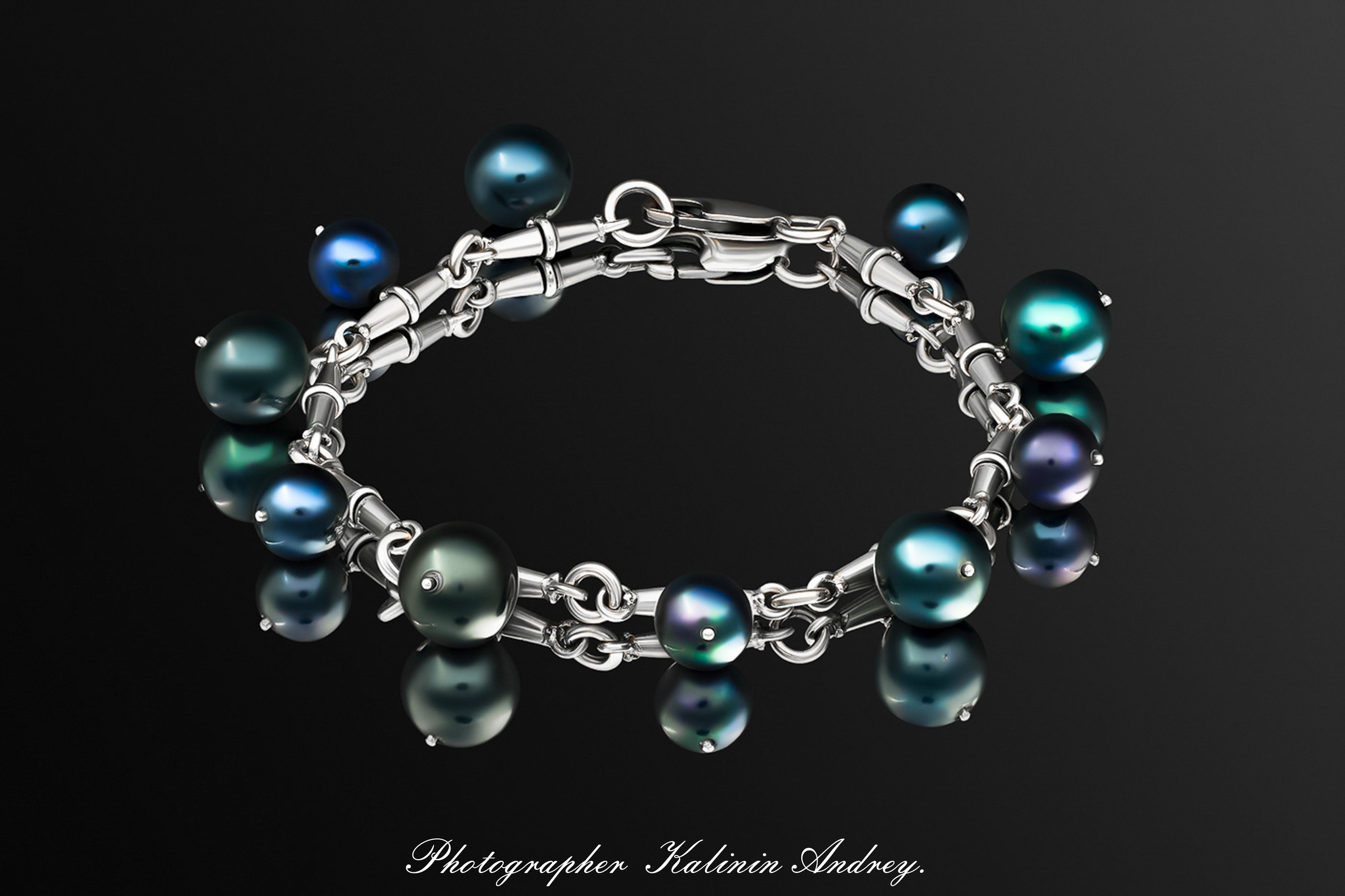 Рекламная эксклюзивная предметная фотосъёмка ювелирных изделий в Москве  тел +7 966-003-13-07. Высококачественная профессиональная рекламная фотосъёмка ювелирных украшений, драгоценных камней в Москве. Обучение, консультация