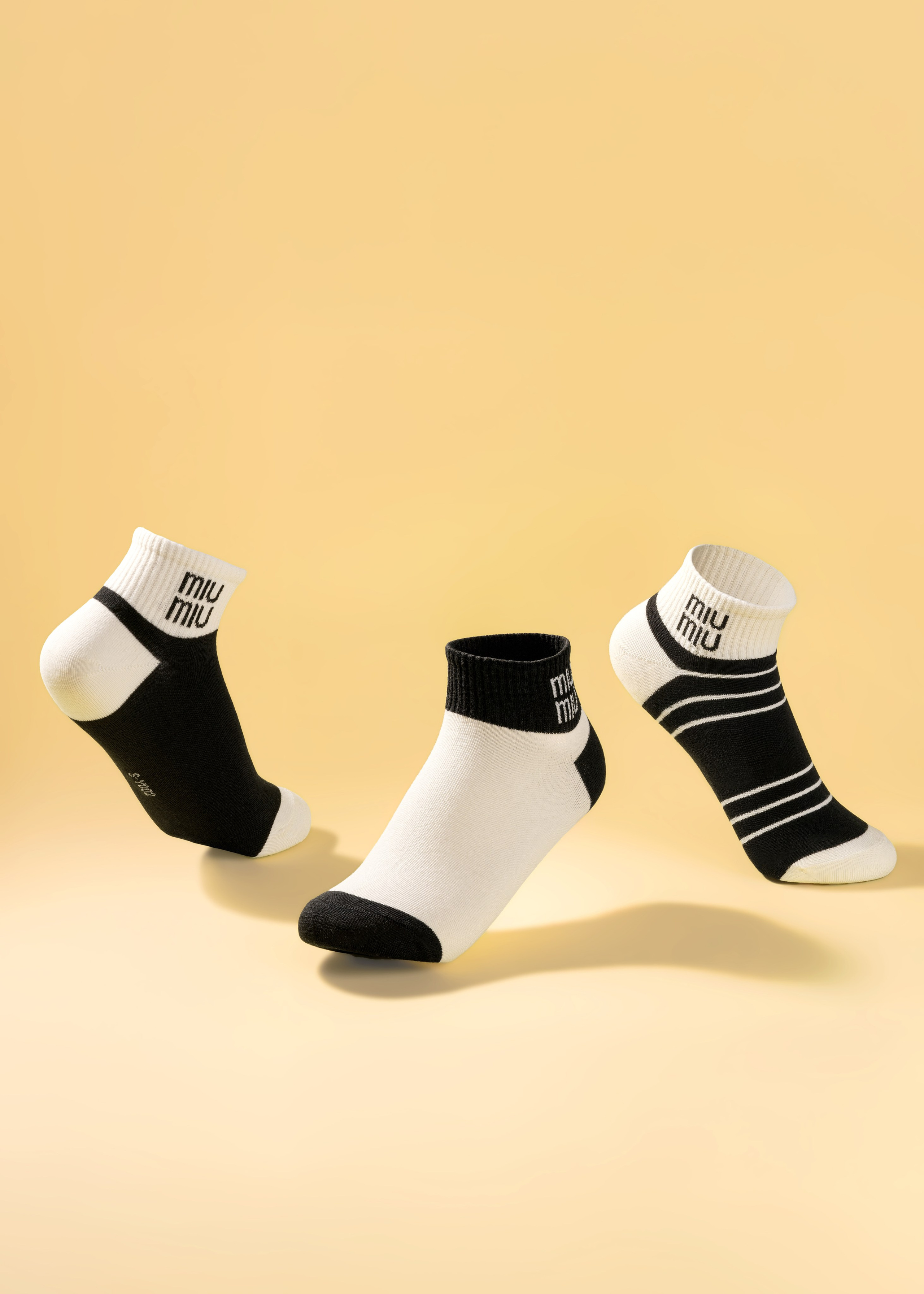 Носки с рисунками. Екатерина Лементуева фуд-фотограф, предметный фотограф, Новосибирск