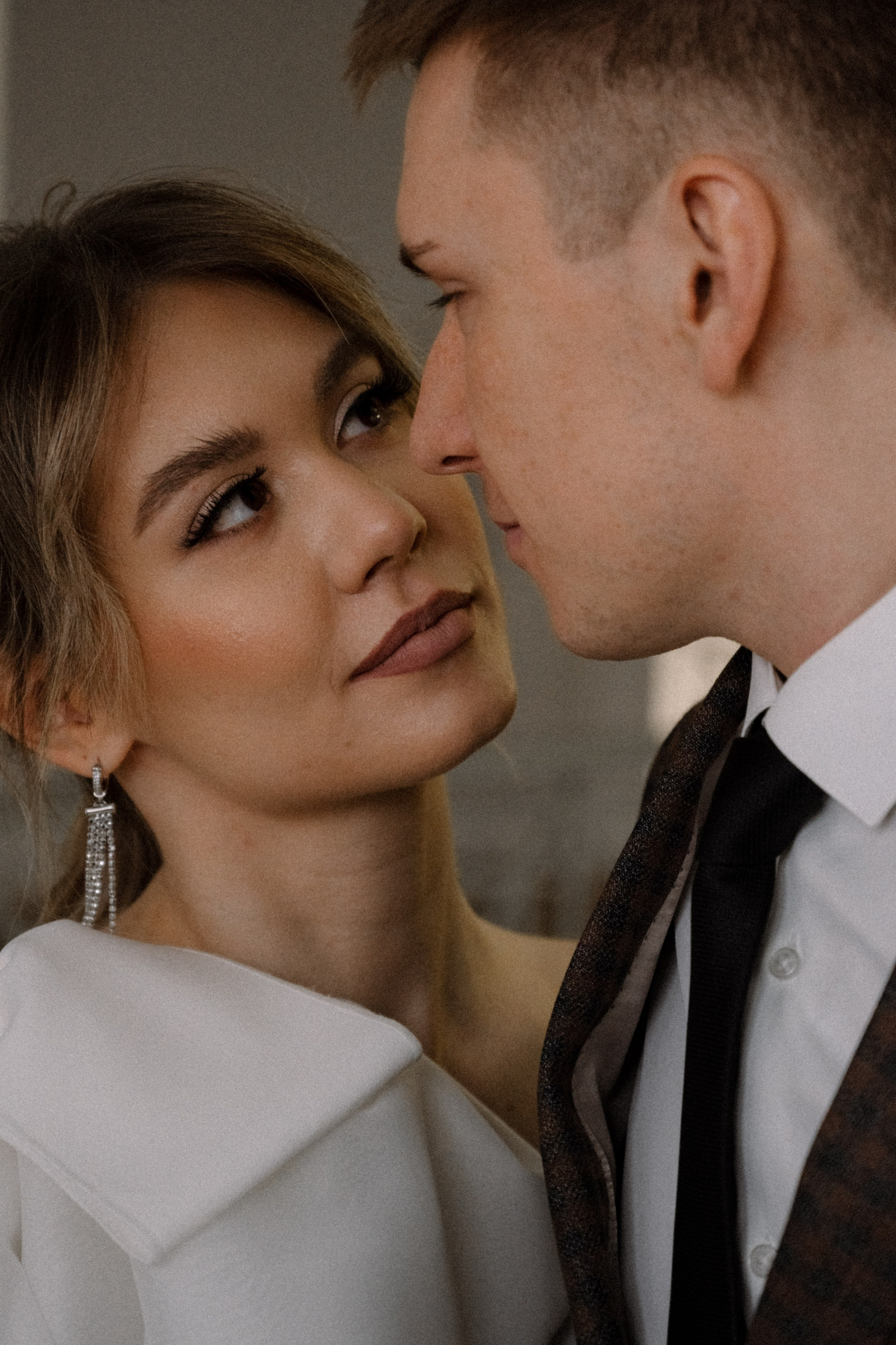 Свадебная прогулка в кинотеатре Рекорд. Свадебный фотограф Нижний Новгород Фатичев Артем