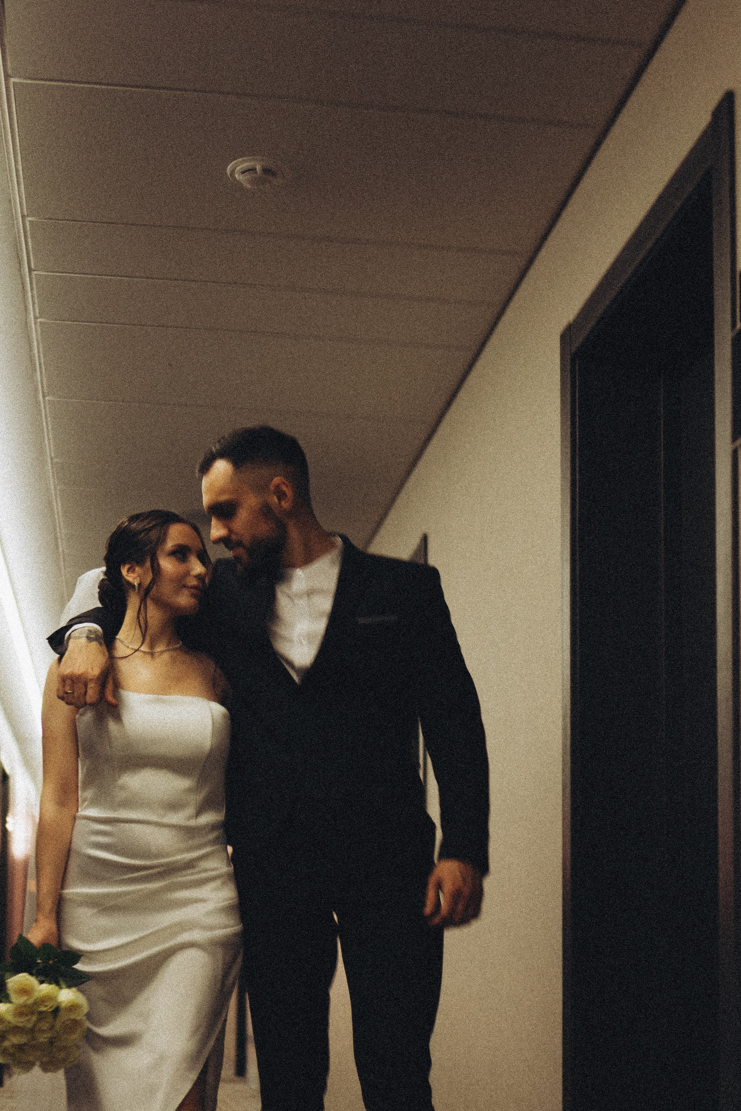 СВАДЕБНАЯ СЬЕМКА СБОРОВ ЖЕНИХА И НЕВЕСТЫ В ОТЕЛЕ И ТАКЖЕ ФОТОСЕССИИЯ В ОТЕЛЕЕ МЕГАПОЛИС БРЯНСК. Профессиональный фотограф, Санкт-Петербург — Виктория Богомолова