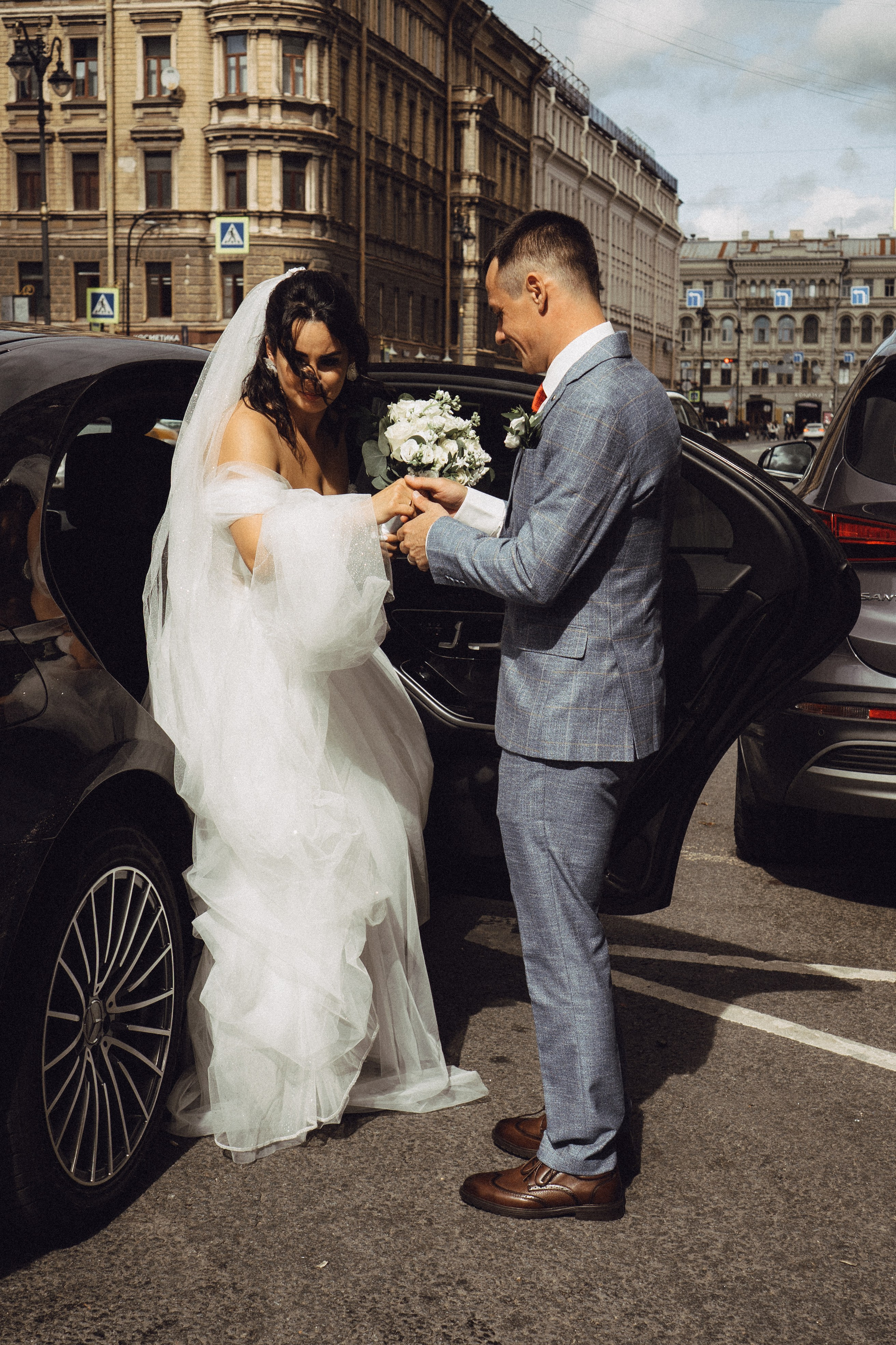 СВАДЕБНАЯ ПРОГУЛКА РЕСТОРАН МЫ ЖЕ НА ТЫ И ФОТОСЕССИИЯ С АВТОМОБИЛЕМ. Профессиональный фотограф, Санкт-Петербург — Виктория Богомолова