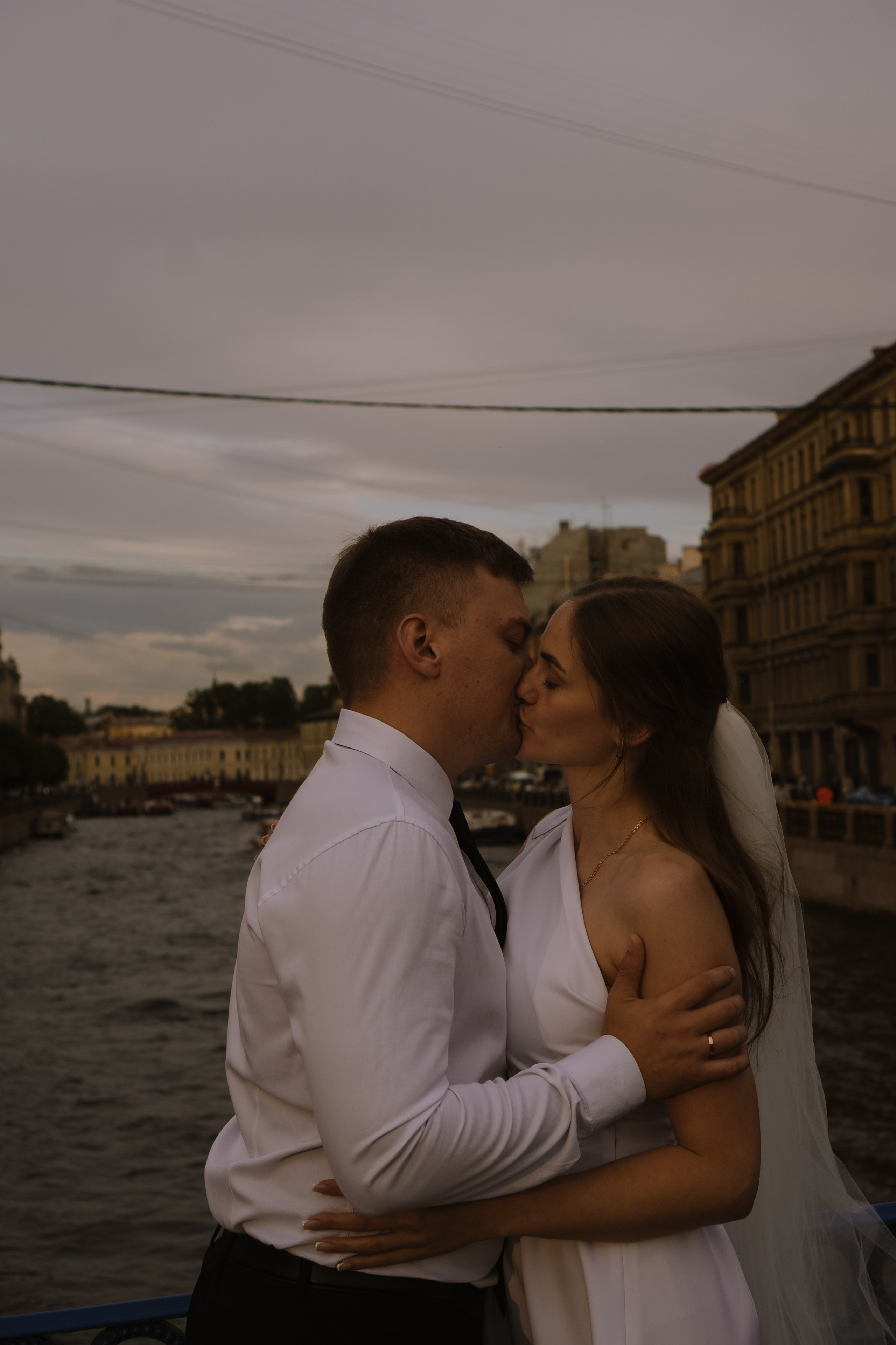 СВАДЕБНАЯ СЬЕМКА С ИСАКИЕВСКИМ СОБОРОМ, АСТОРИЯ И ЗАКОНОДАТЕЛЬНОЕ СОБРАНИЕ. Профессиональный фотограф, Санкт-Петербург — Виктория Богомолова