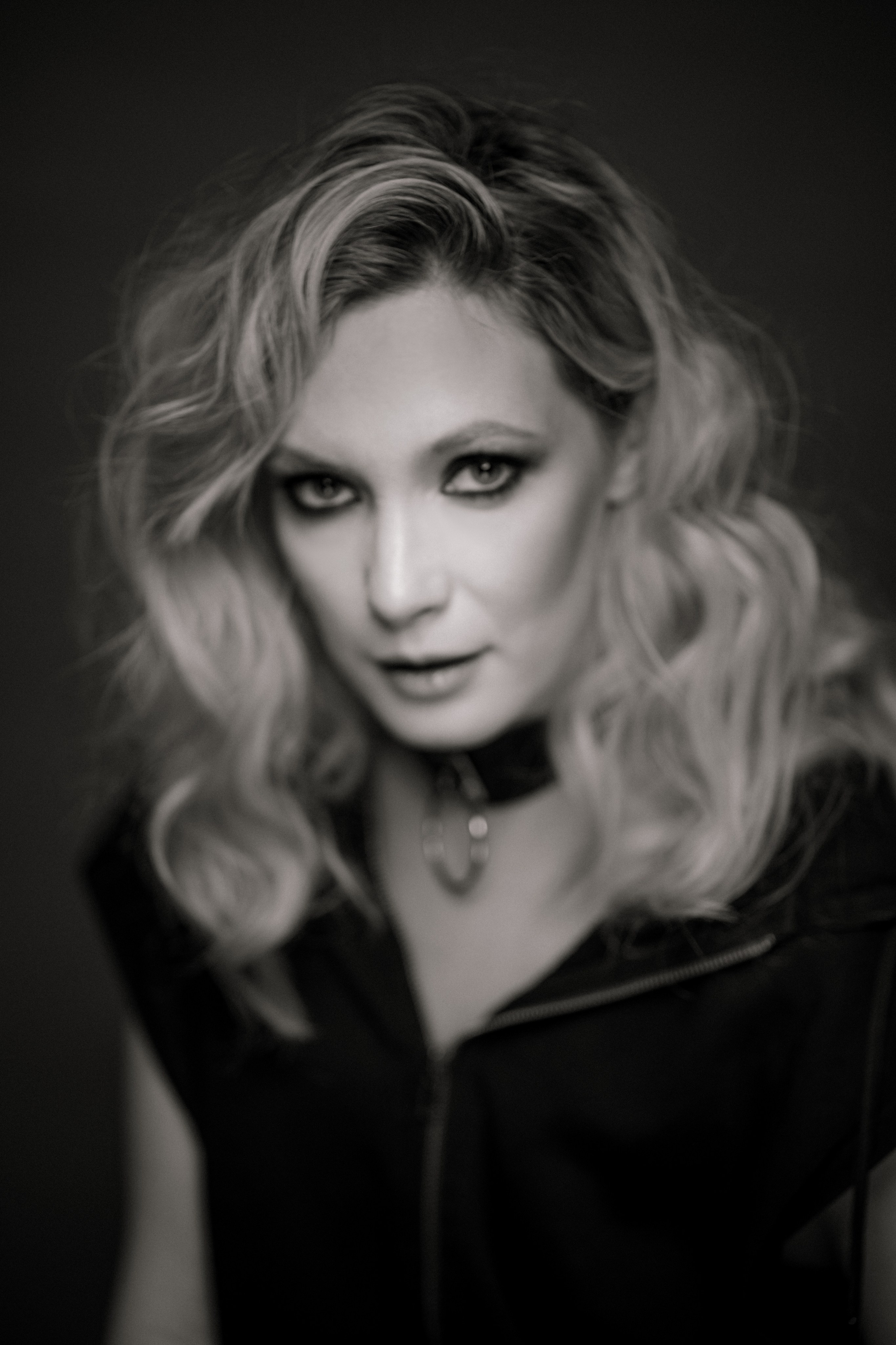 Актриса Зоя Дамье. Портретная съемка в Москве, студийный фотограф Игорь Фомин