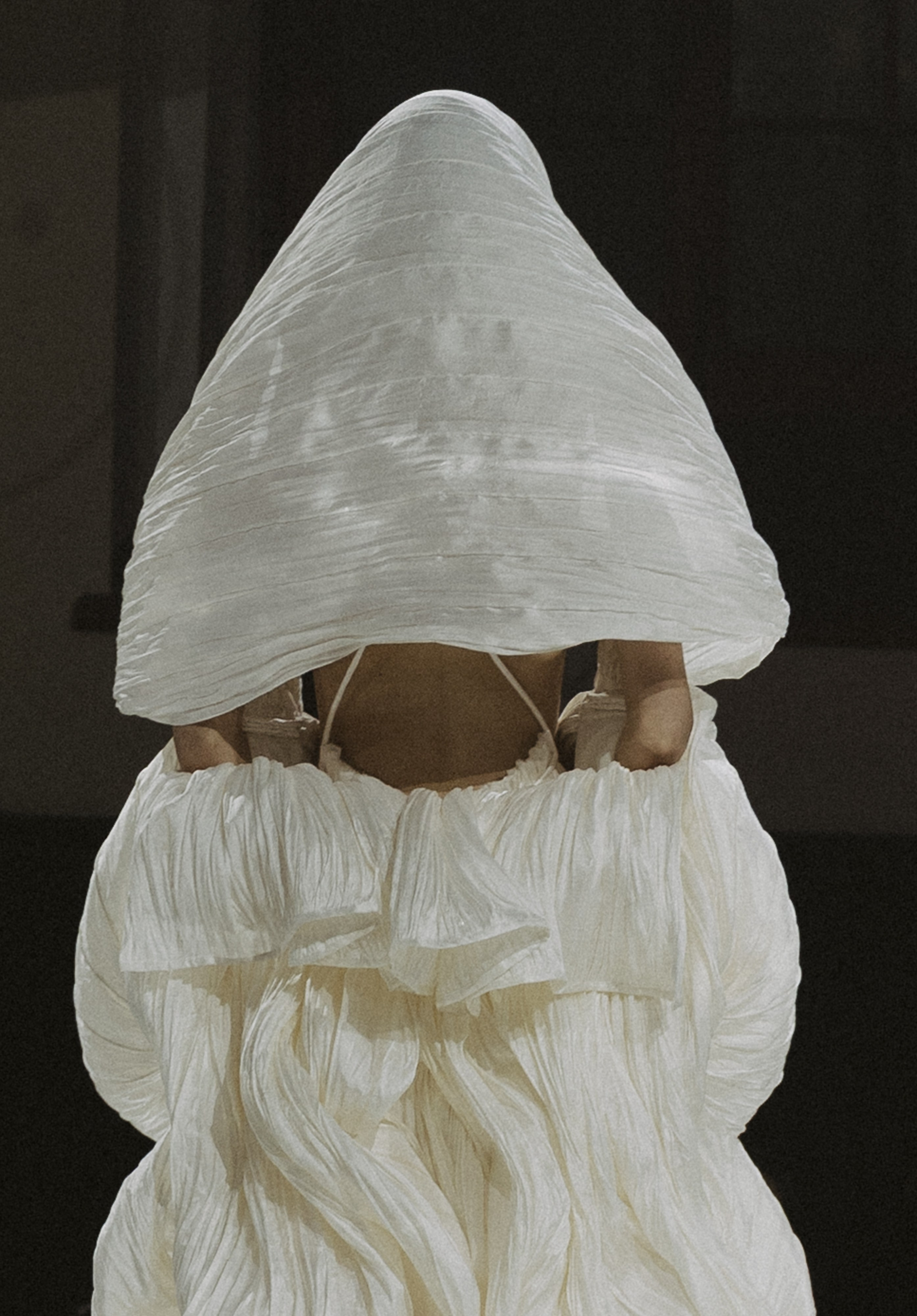 Rara Avis Fashion Show 2026. Fusion Wedding Photographer