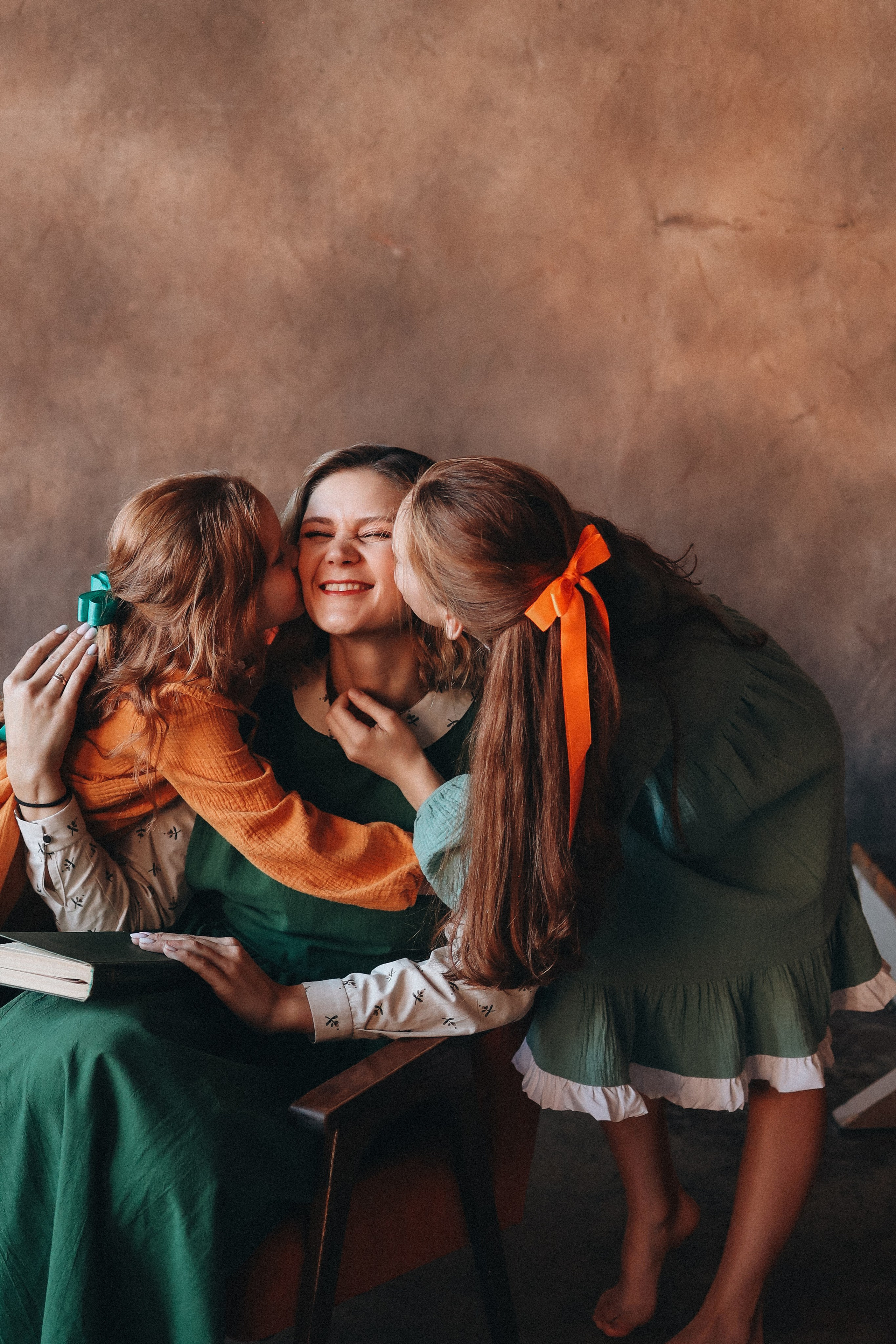 Мама и дочки в фотостудии Чувство. Marina Shakirova Photography