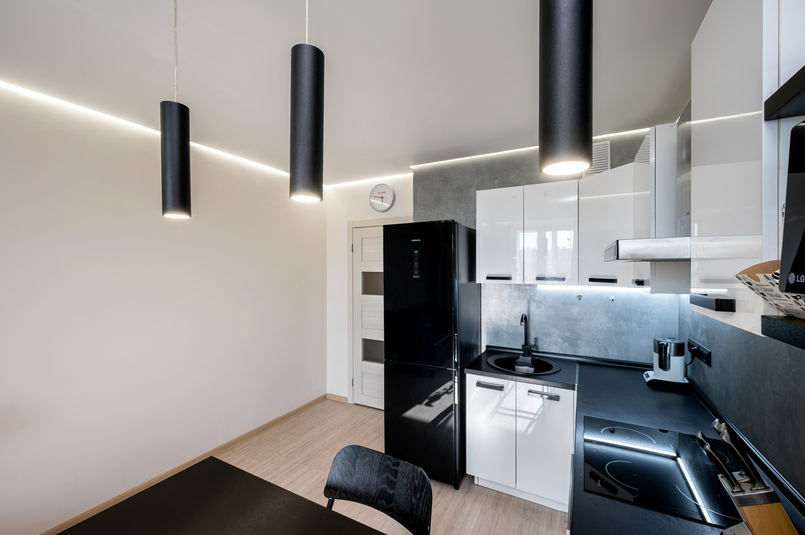 Квартира под суточную аренду на ул. Тамбасова. Интерьерный фотограф. Фото- видеосъемка недвижимости Санкт-Петербург