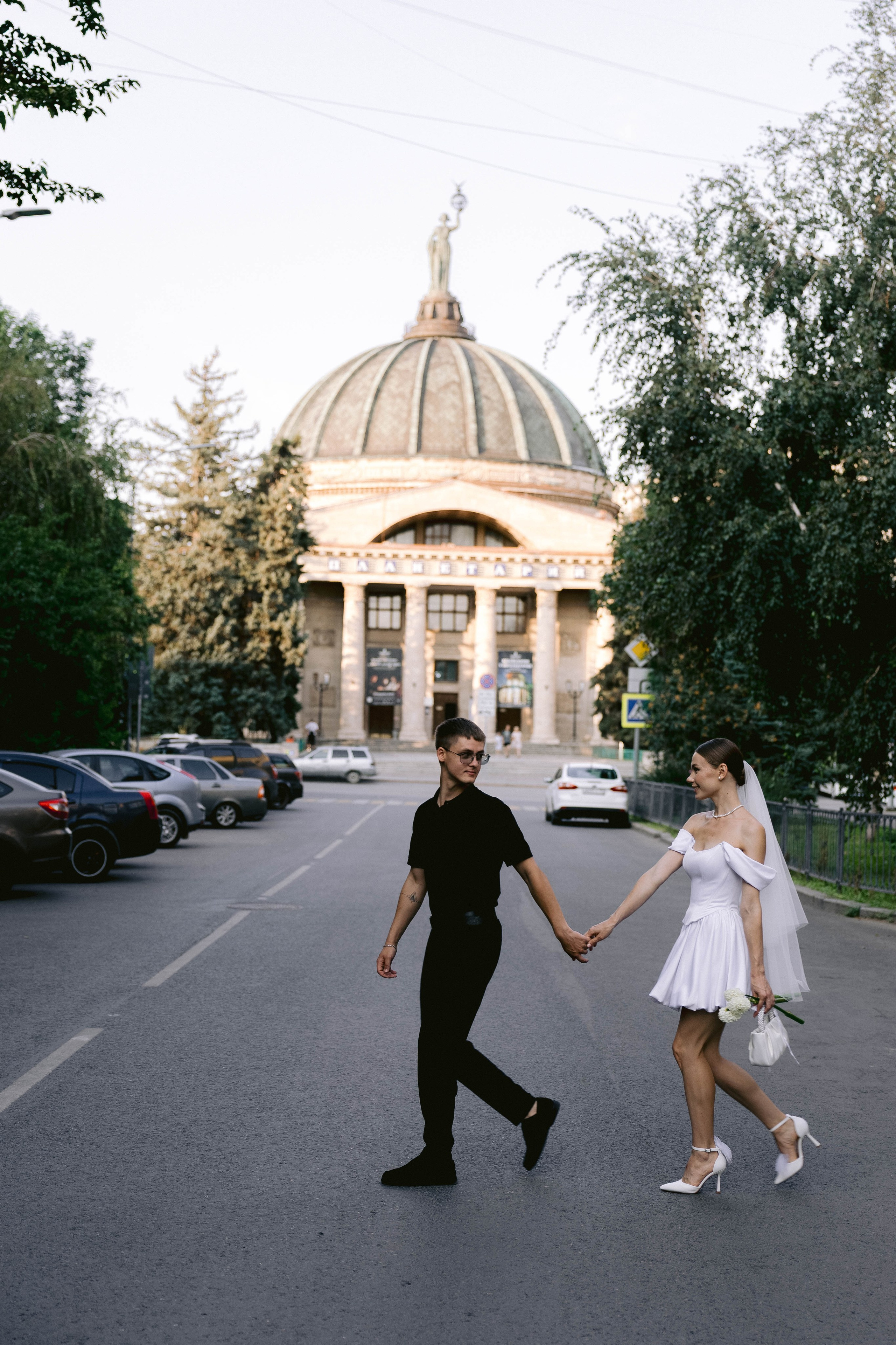 Татьяна, Вячеслав (Прогулка после ЗАГСа). Фотограф в Волгограде Кристина Прохоренко