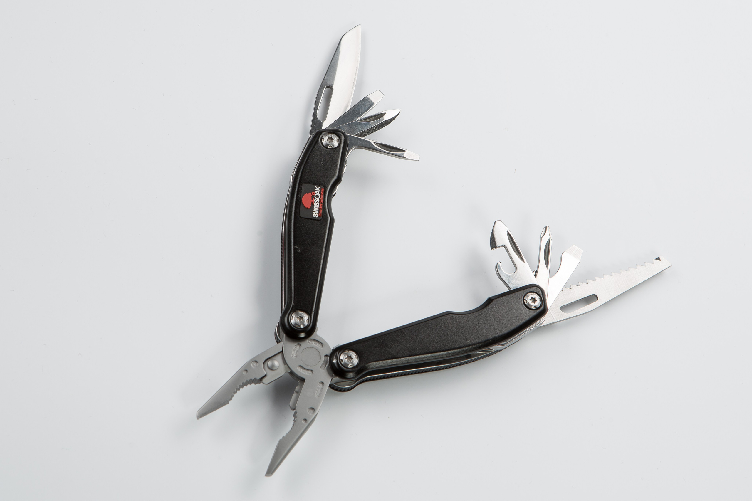 Мультитулы «SwissOAK». Съемки для бизнеса в Москве