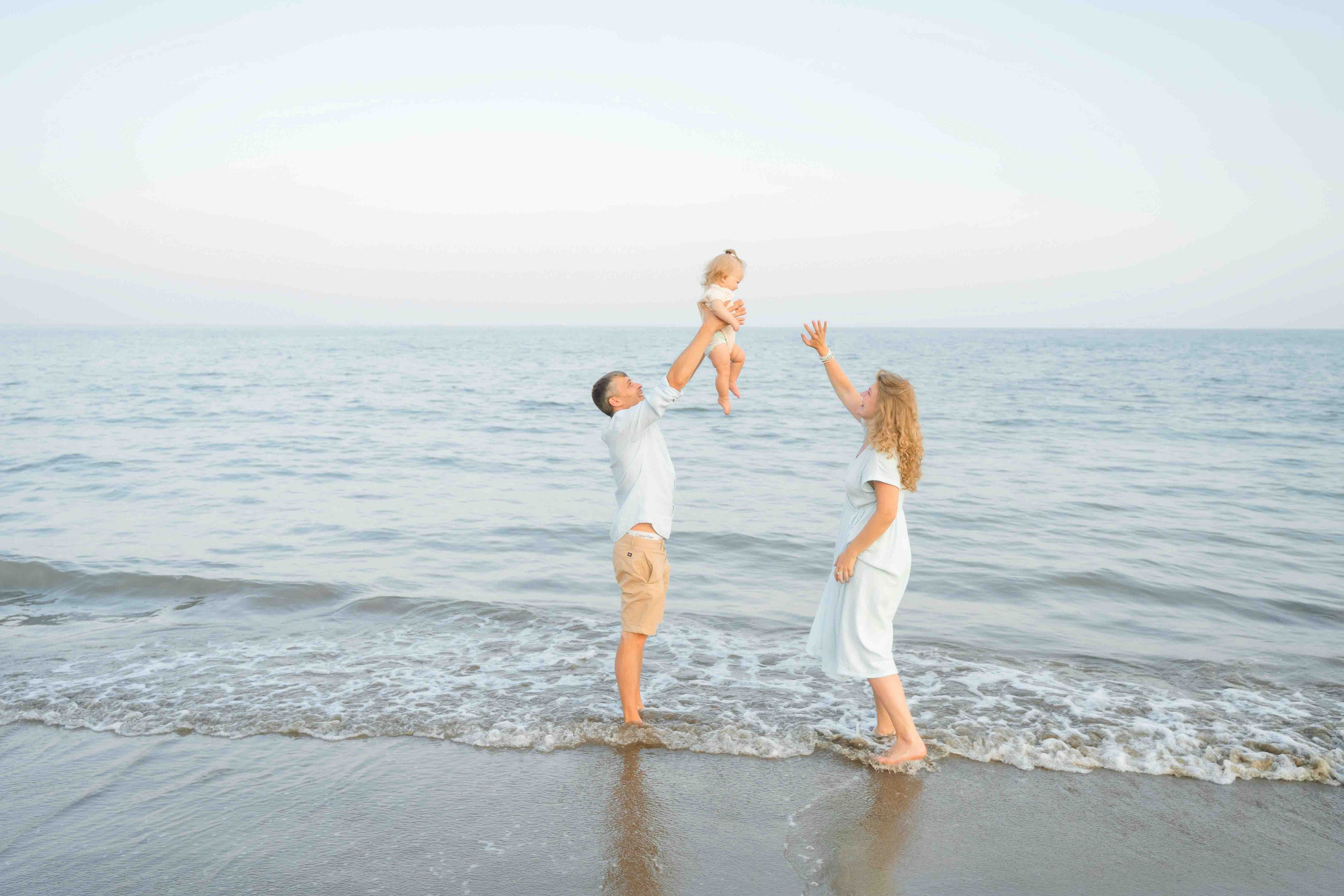 Family photographer in UAE | Abu Dhabi and Dubai