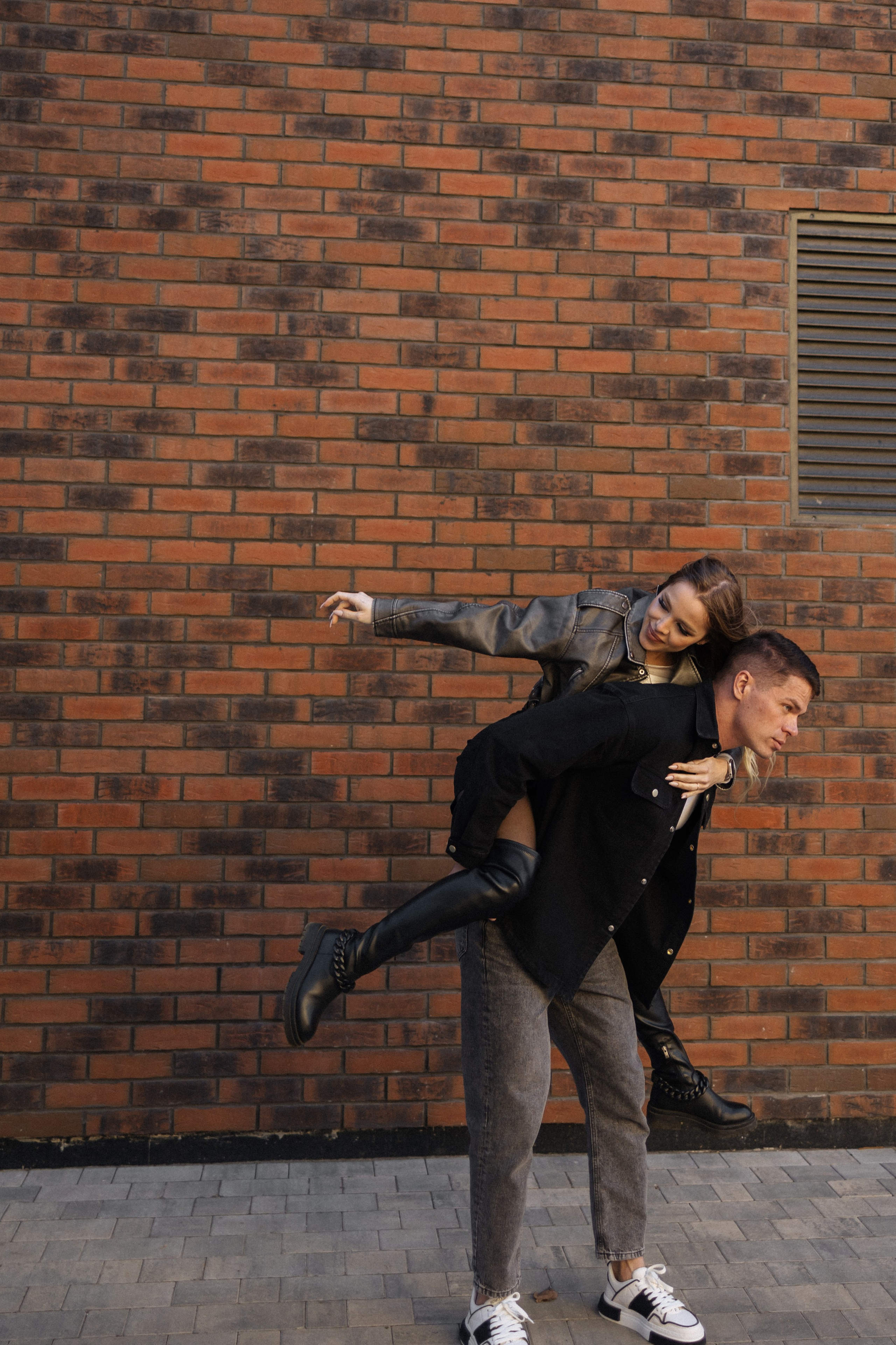 Карина и Артём