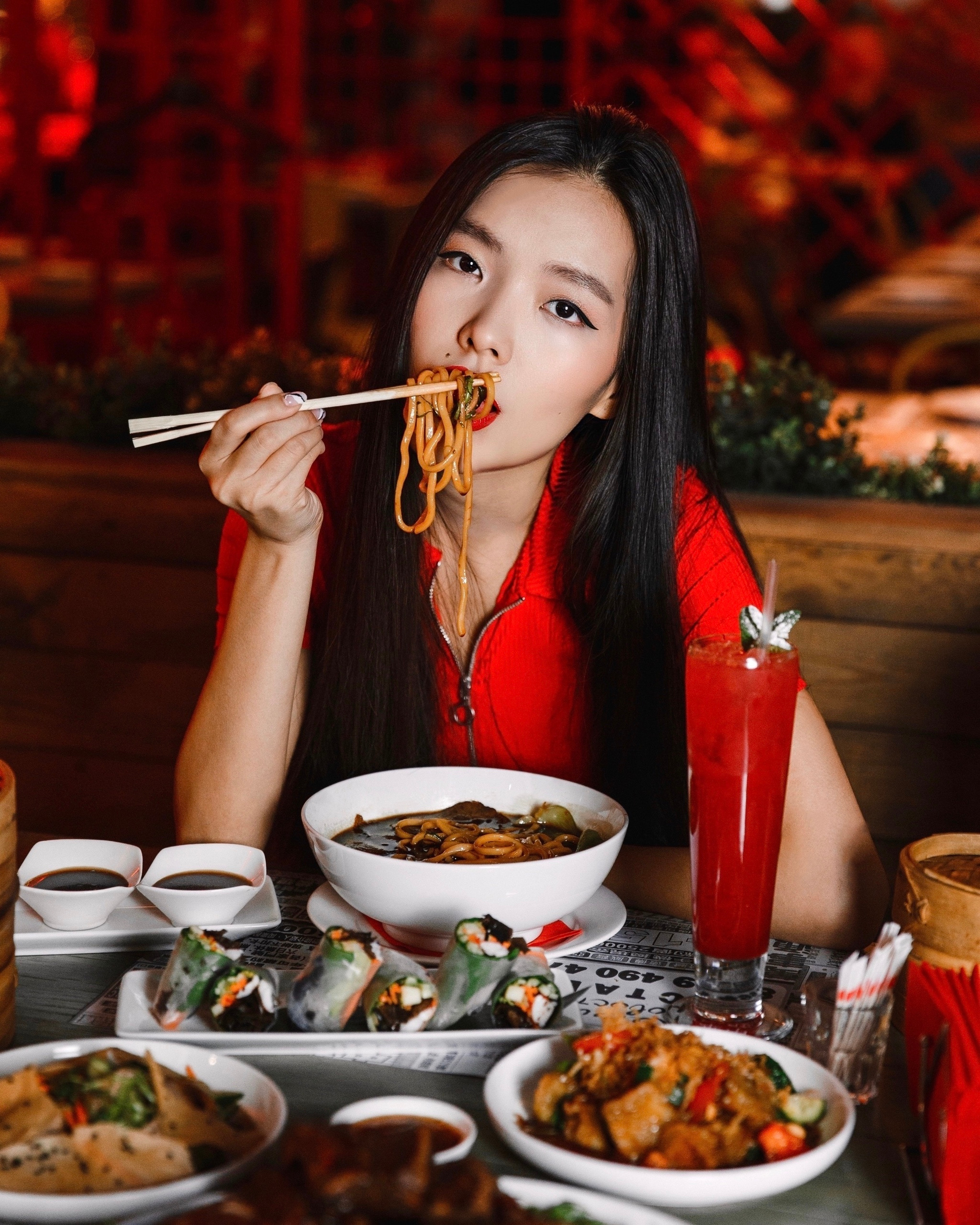 China News. AMODEO STUDIO