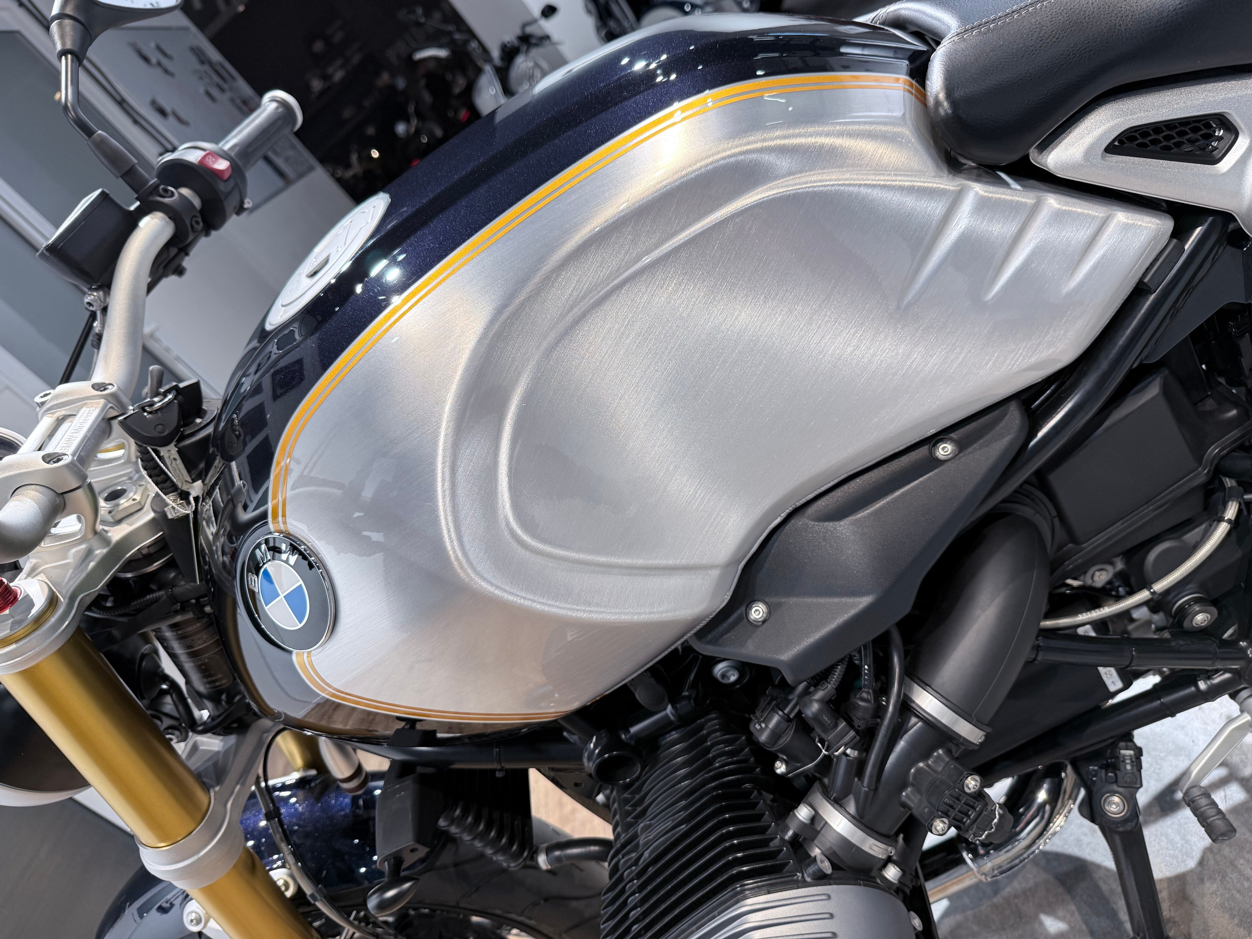 Мотоциклы Harley-Davidson BMW R Nine T (Option 719) — купить мотоцикл. Hello Davidson, Москва. Только хорошие мотоциклы…