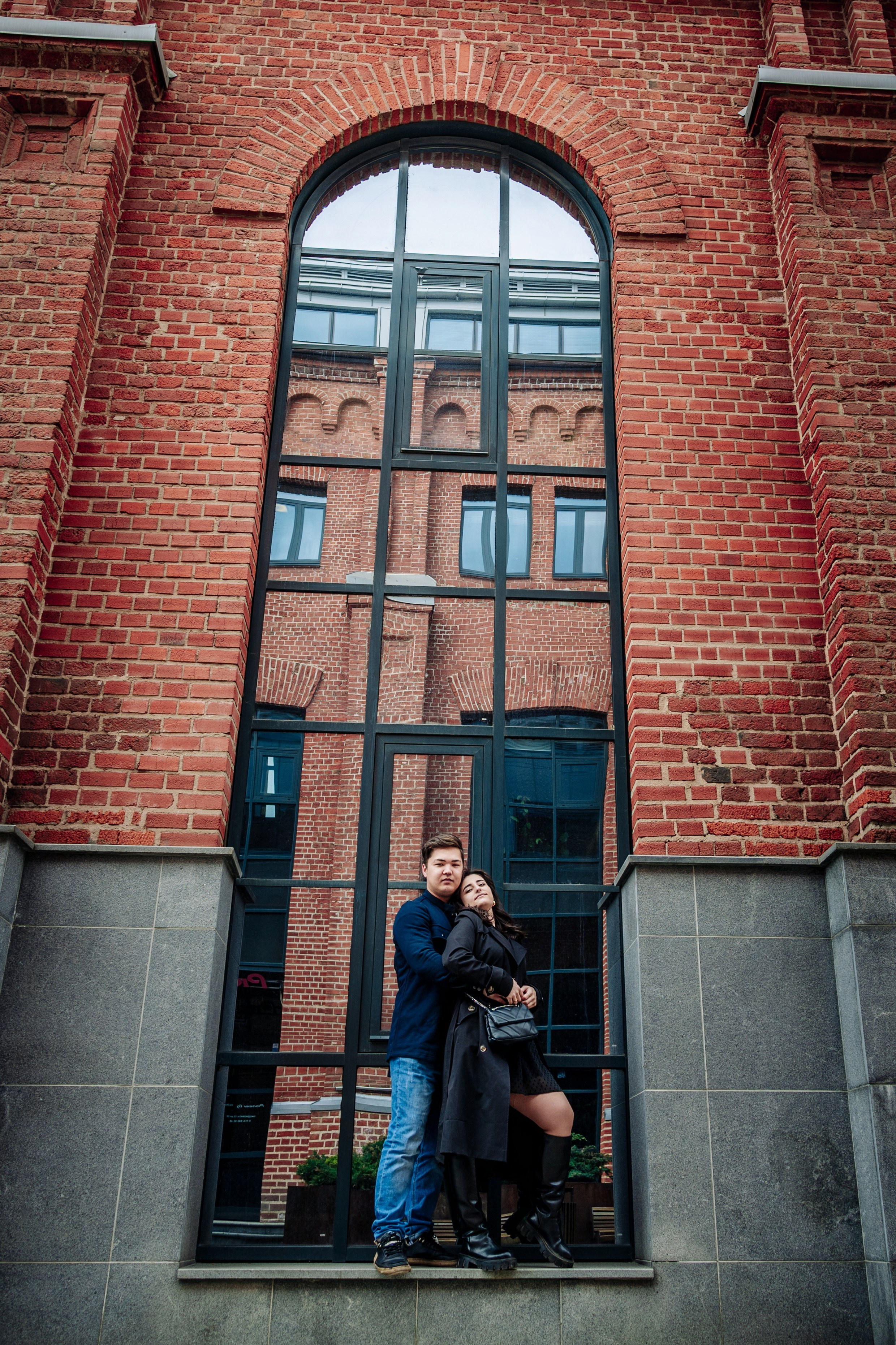 Love Story в бизнес-квартале Арма. Свадебный фотограф в Москве Kira Sekira