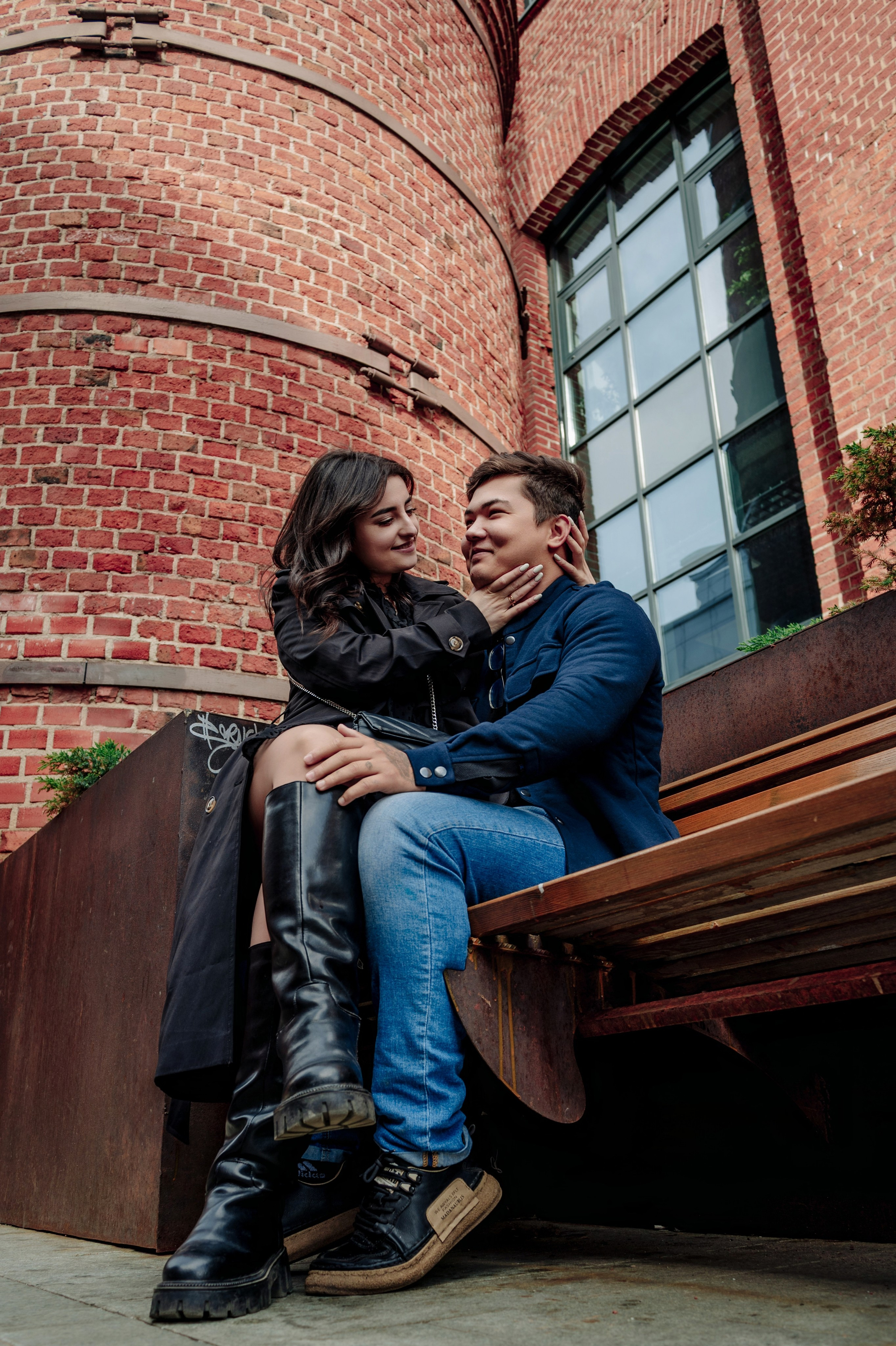 Love Story в бизнес-квартале Арма. Свадебный фотограф в Москве Kira Sekira