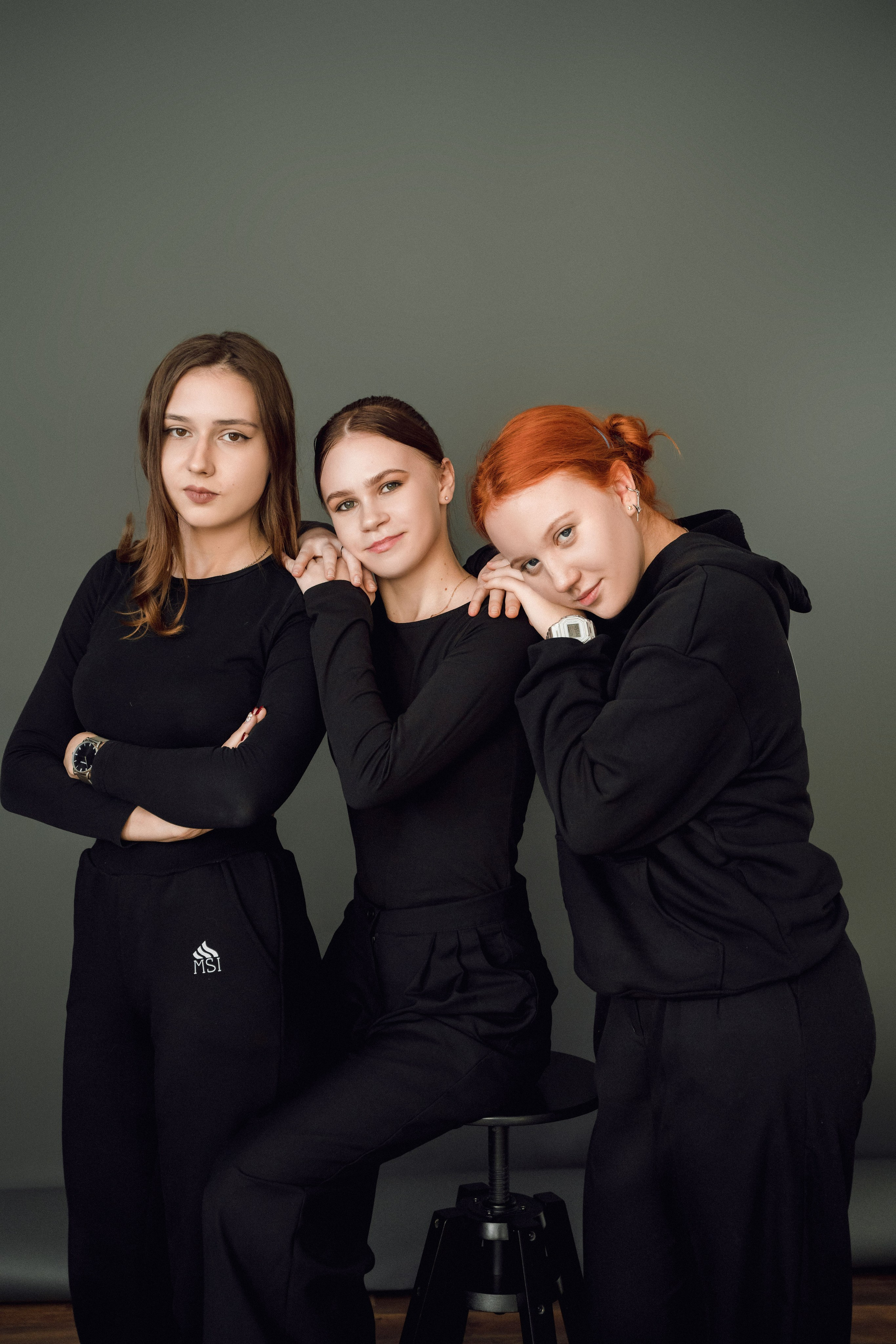 ФОТО СТАРШАЯ ШКОЛА. Выпускные альбомы ДНР, Донецк