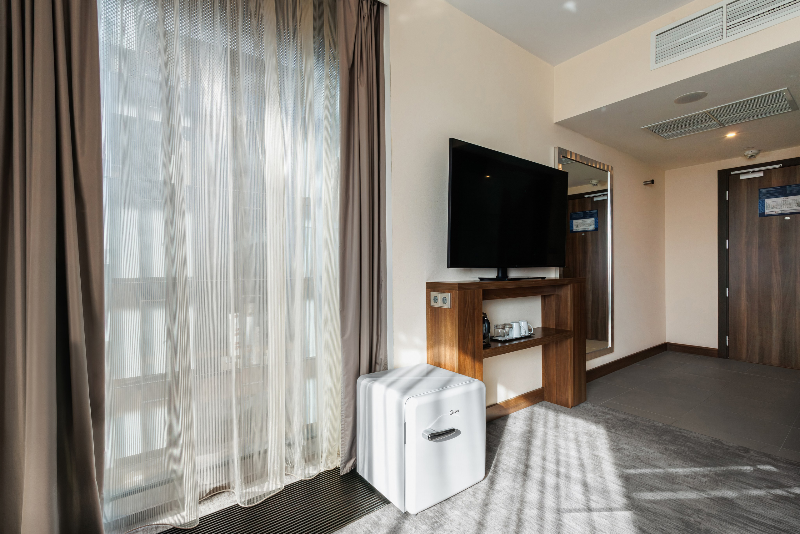 Hampton by Hilton Saint Petersburg ExpoForum 3*. Коммерческий фотограф в Санкт-Петербурге | Фуд, интерьерная и рекламная съемка | Влад Жолудев