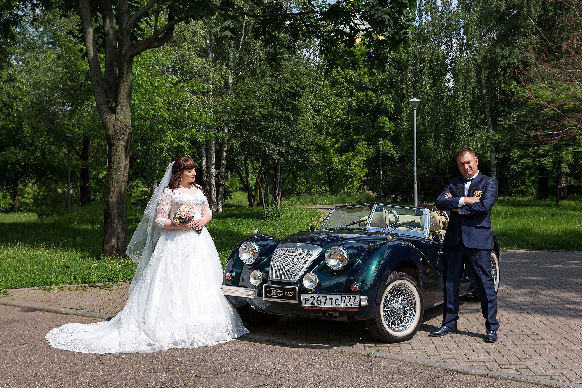 Прогулка, фотосессия жениха и невесты. Свадебная съемка. Фотограф в Москве Валерий Боцман