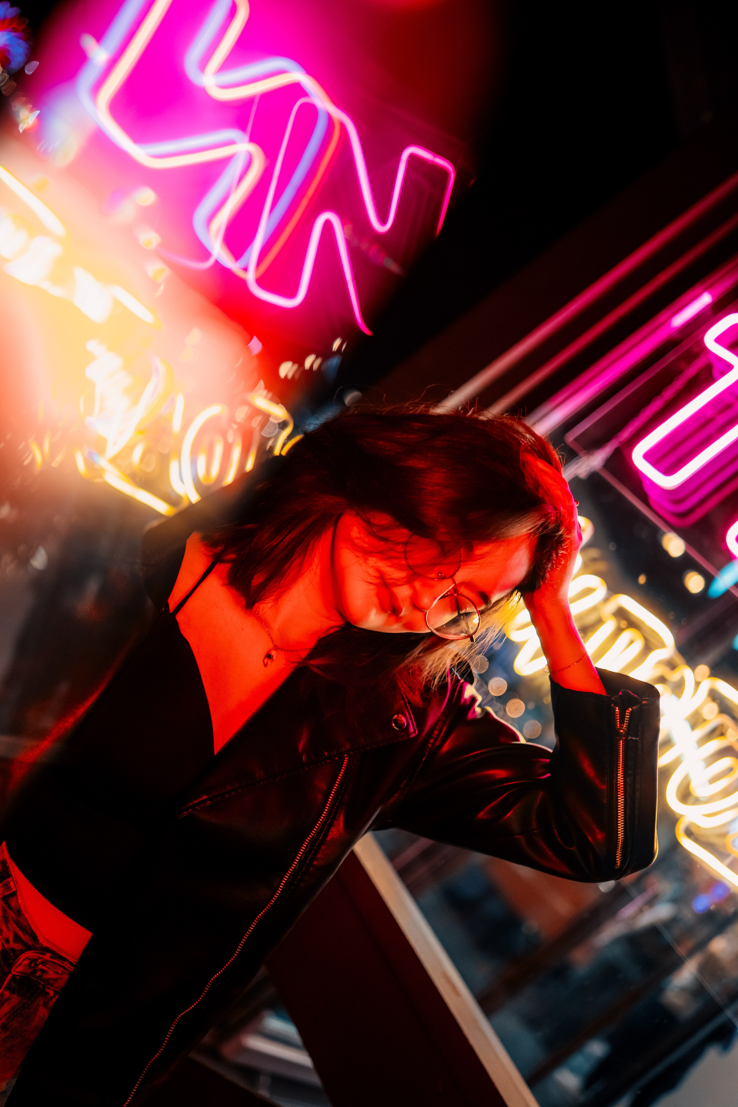 Юля | Палитра неоновых огней. Felixtones