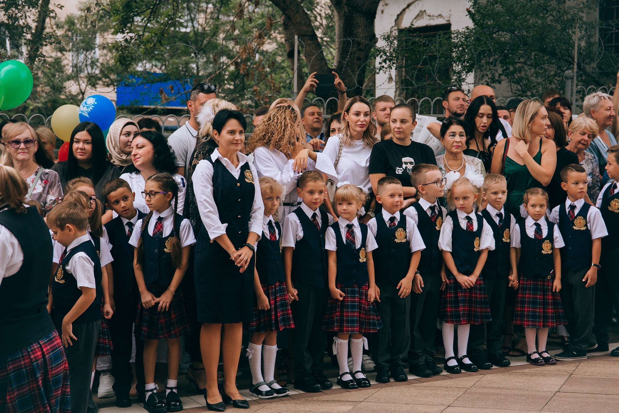 1 класс школа «Личность». Выпускные альбомы Натальи Бутко: Новороссийск, Анапа, Геленджик