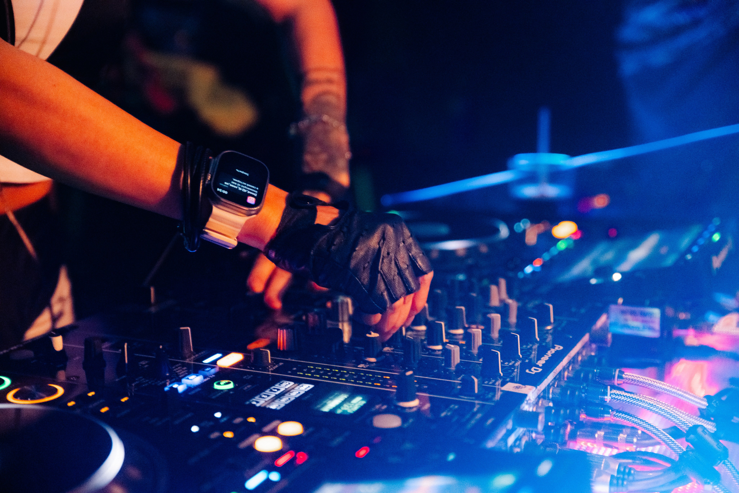 Last Call. Night club. Vietnam. KRIS KRUPINNIKOVA