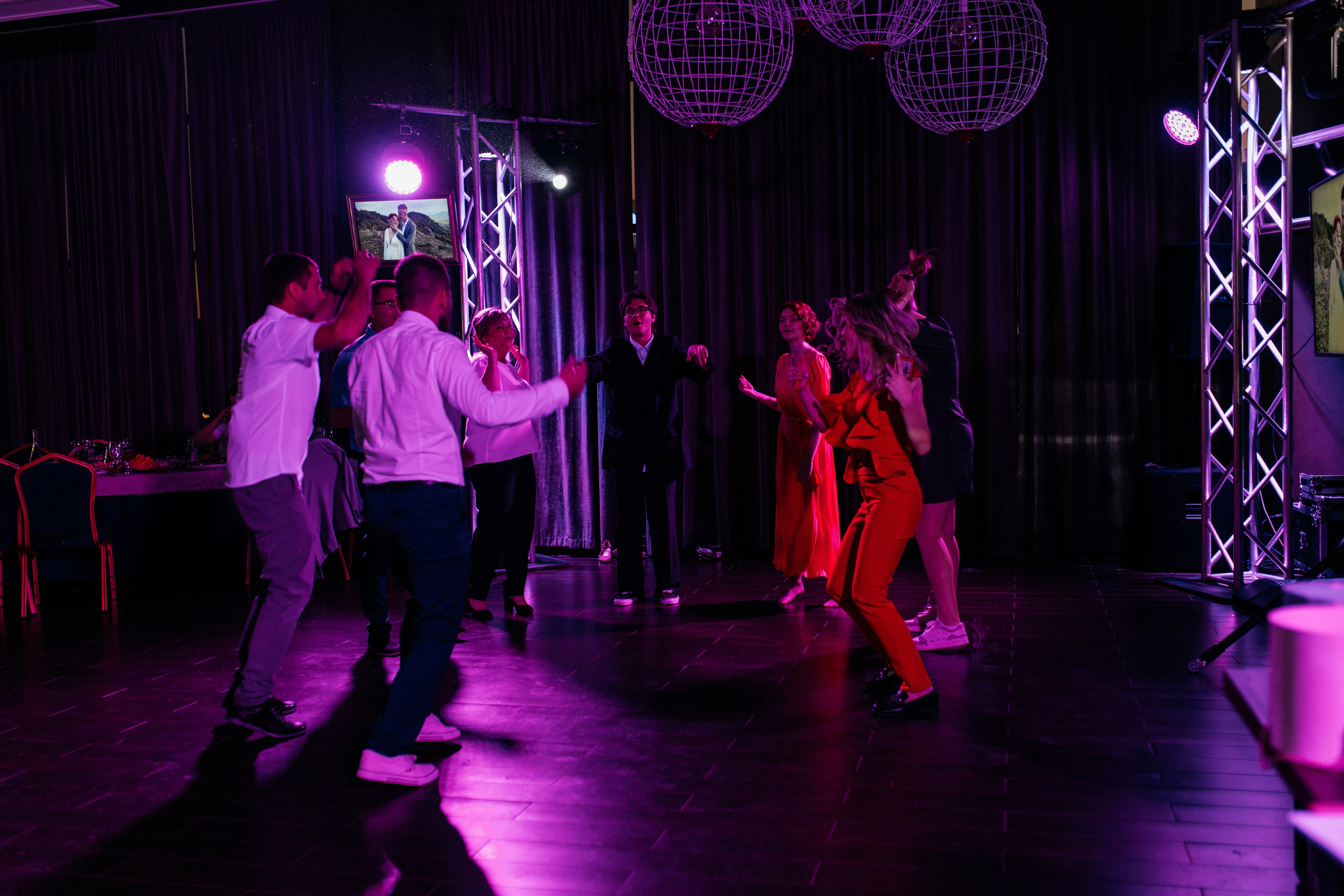 Давайте праздновать любовь. Саша и Марат. Свадебный и семейный фотограф в Магнитогорске Катя Буряк