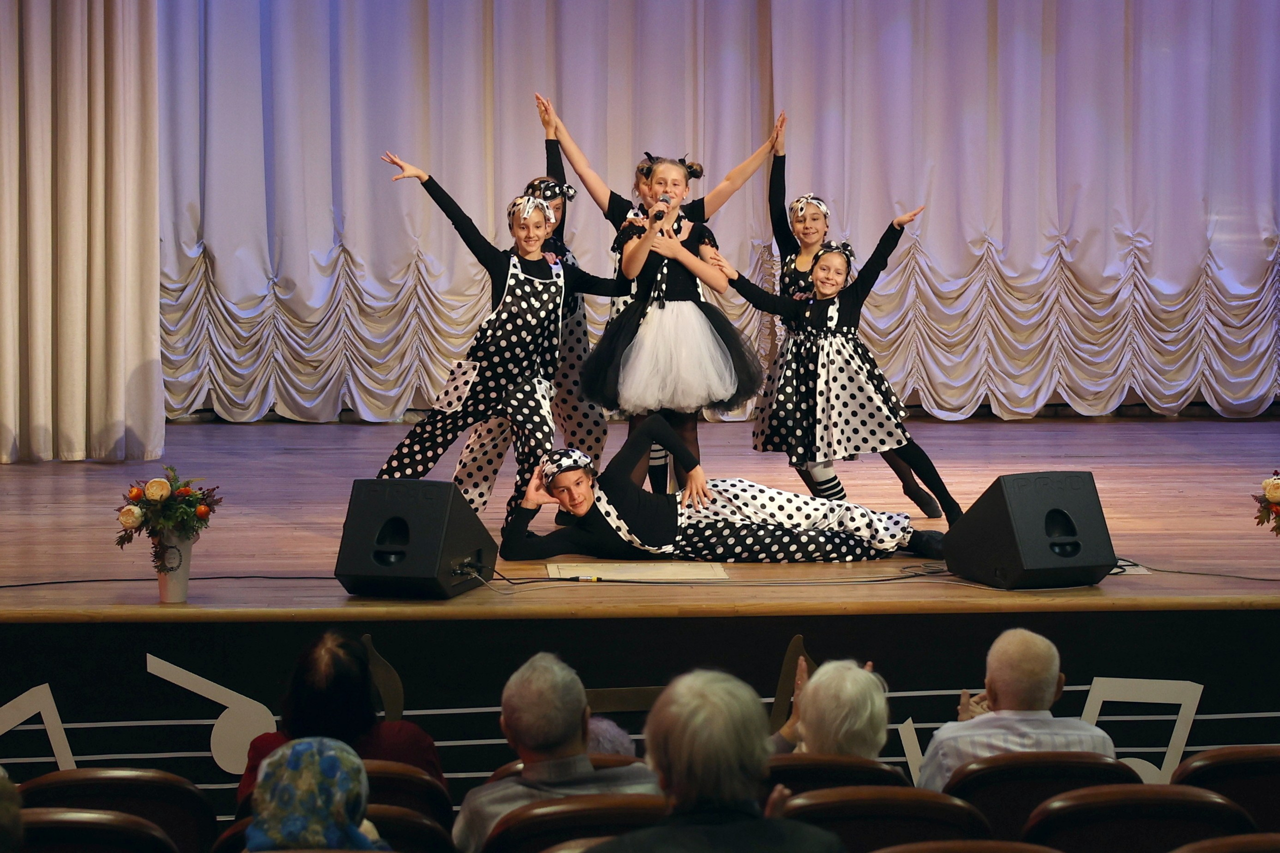 Концерт «От сердца к сердцу» для ветеранов 11.10.2023. Профессиональный фотограф в Москве Алёна Котова