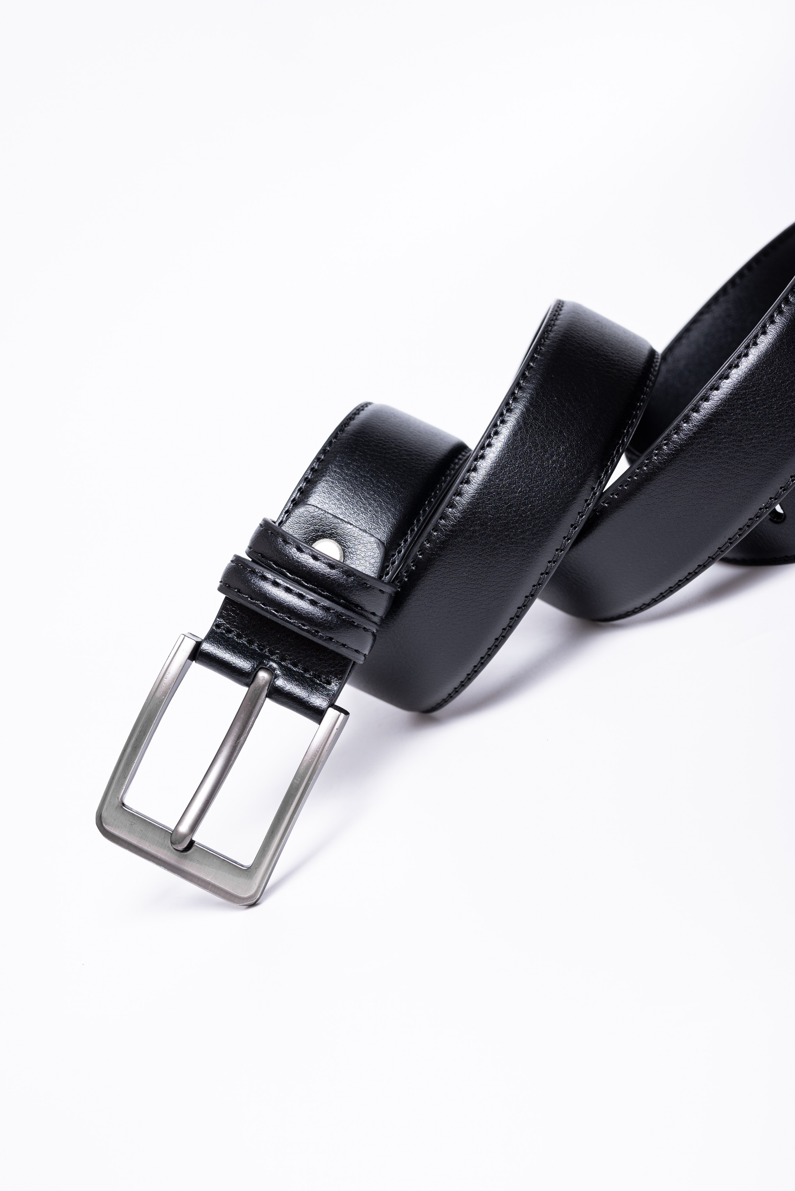 Ремень. Предметный фотограф, фото для маркетплейсов Пятигорск, КМВ