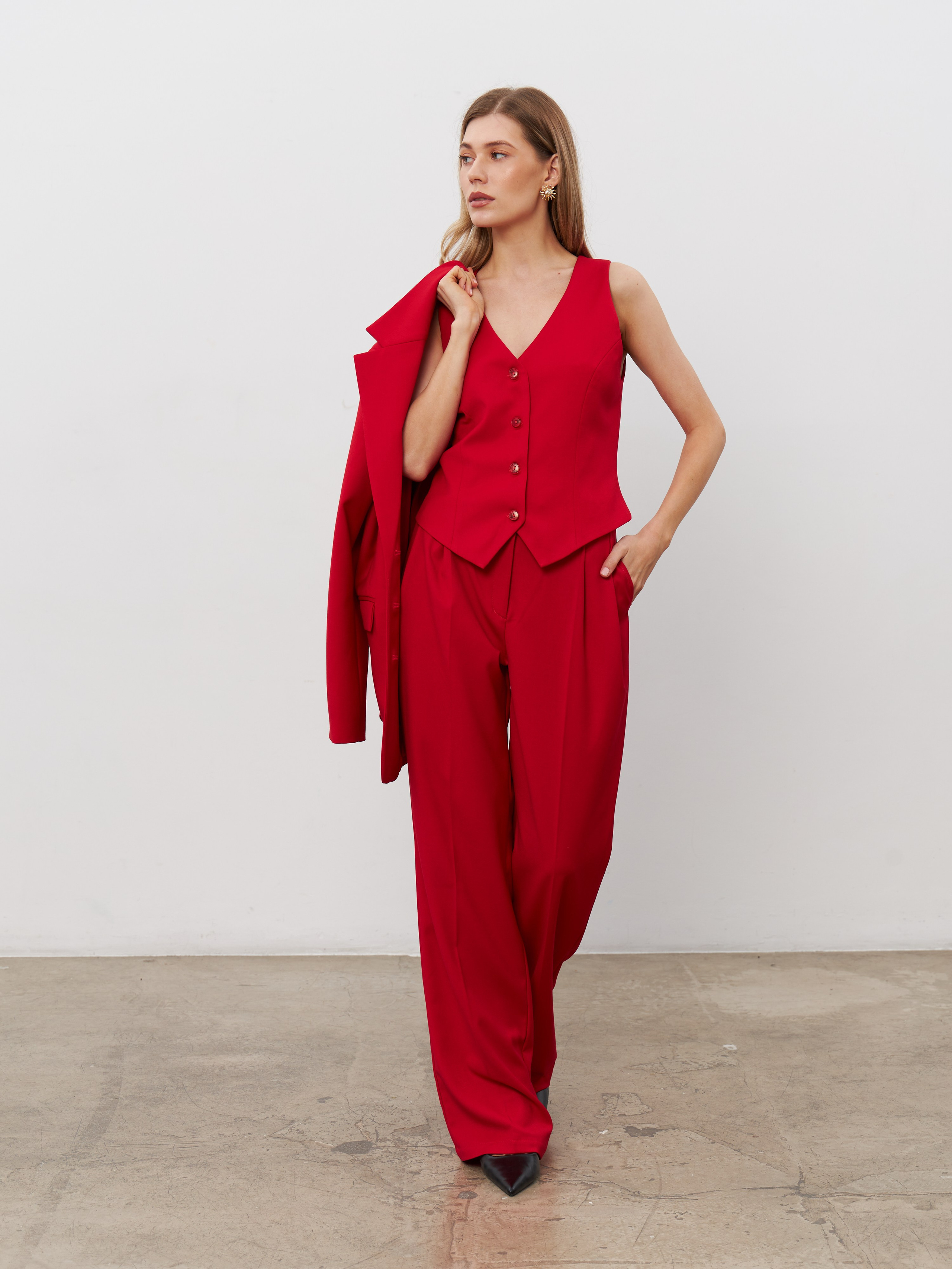 MOKOZ march'24. Fashion фотограф в Москве Алиса Деко