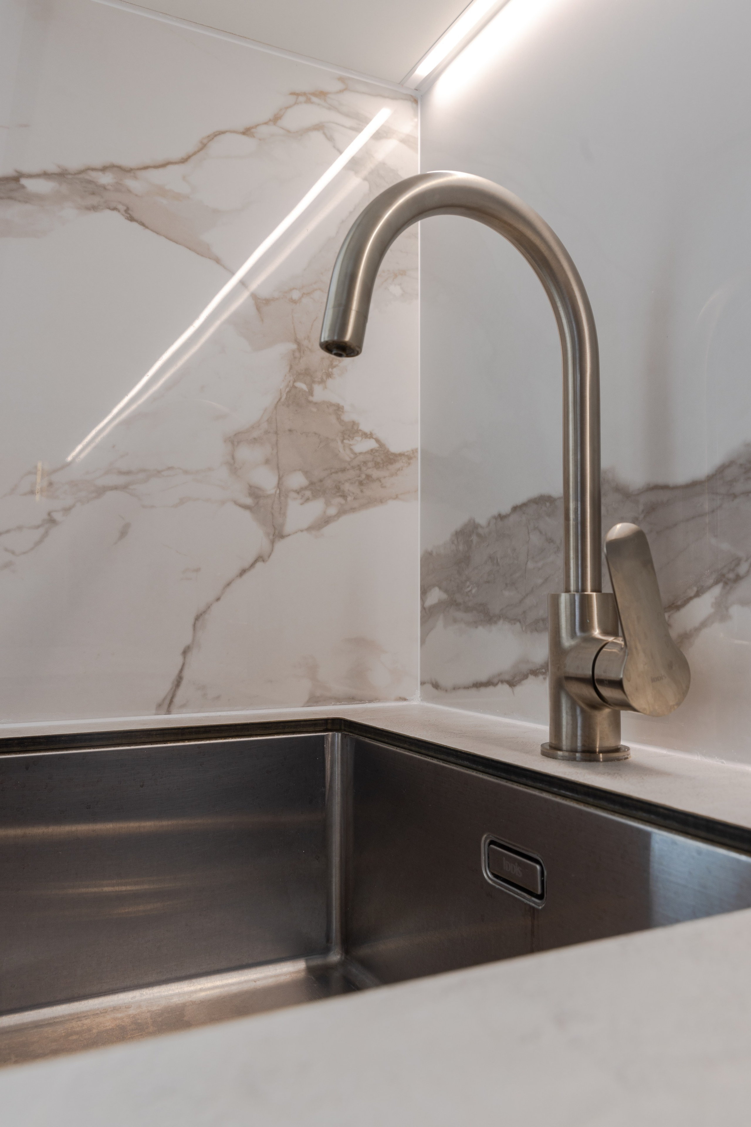 Северный Парк | Кухня | ГР-5743. ГУДРУМ — Мебель на заказ в Томске | Кухни | Шкафы | Стулья и Столы