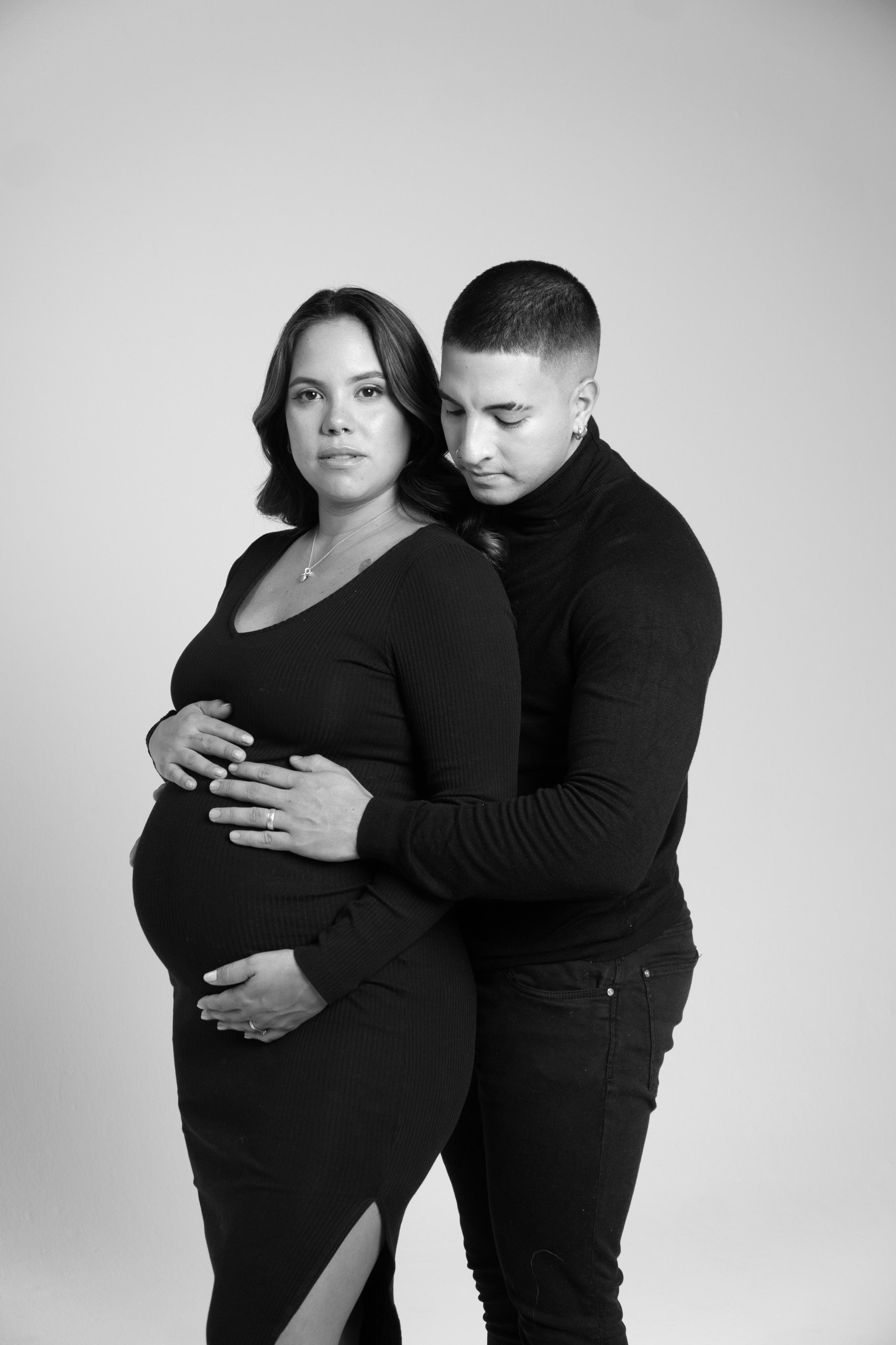 Andrea «en el estudio / in the studio». Wedding Photographer in Barcelona and Medellin