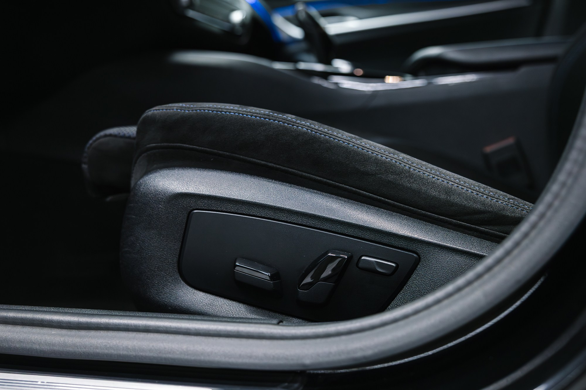 BMW 5 серия 2.0 AT, 2021, 136 265 км BMW 5 серия 2.0 AT, 2021, 136 265 км 3 800 000 ₽ X-TRADE. Автосалон «Х-Авто»