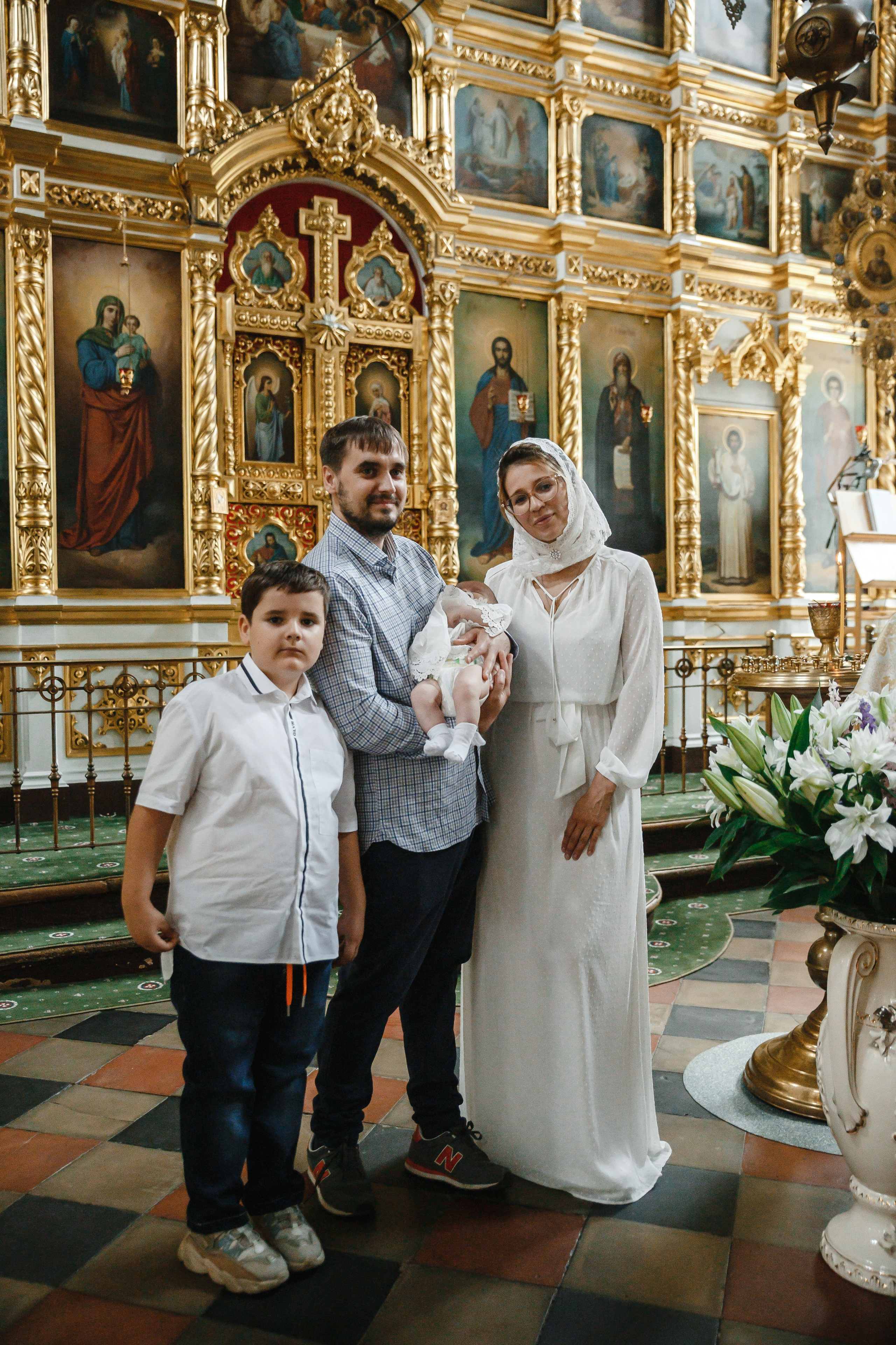 Крещение в храме Спаса Нерукотворного Образа в Б.Свинорье Г.Москвы. Фотограф на Крещение Москва
