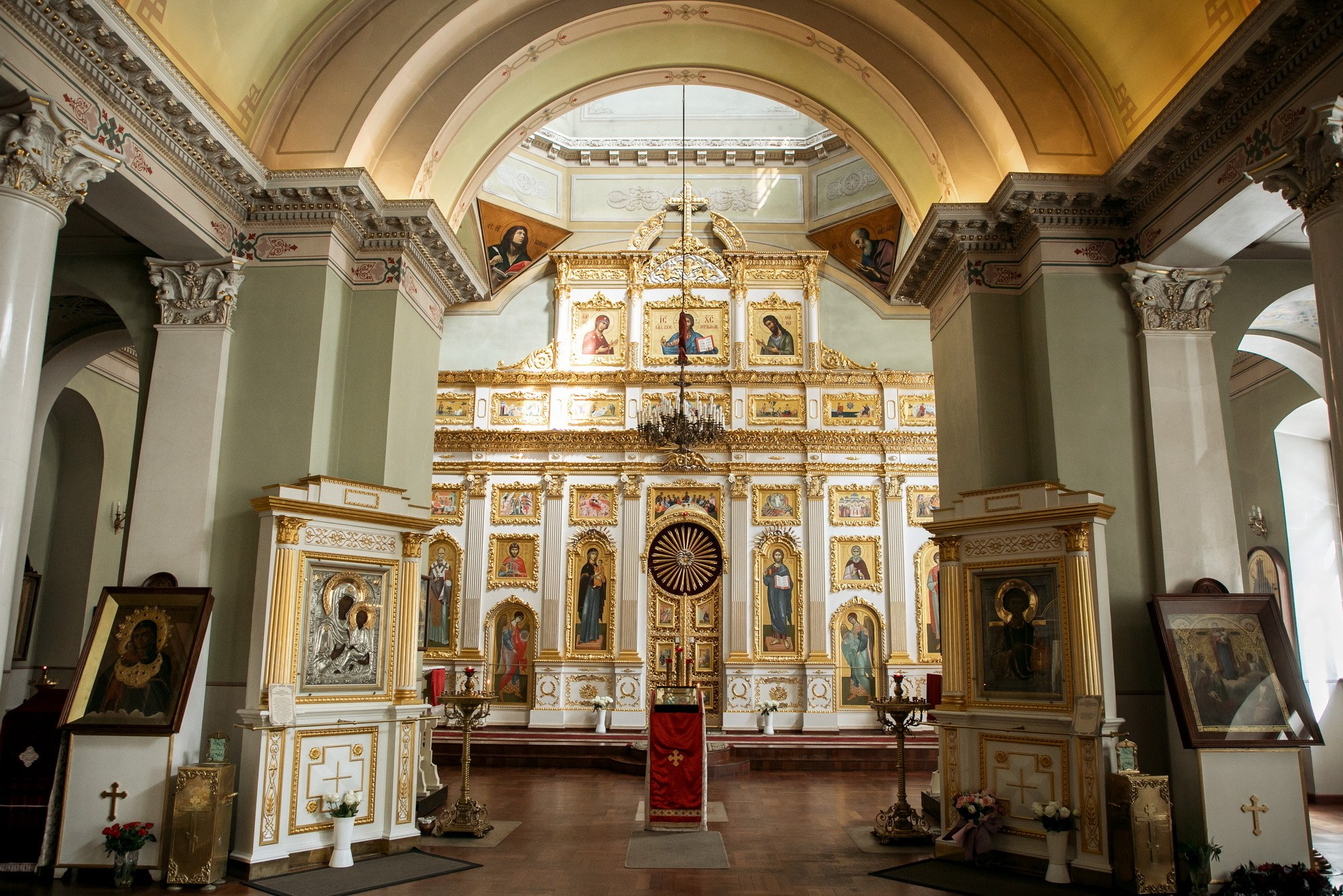 Крещение Пантелеимоновская церковь. Фотограф на крещение в Санкт Петербурге