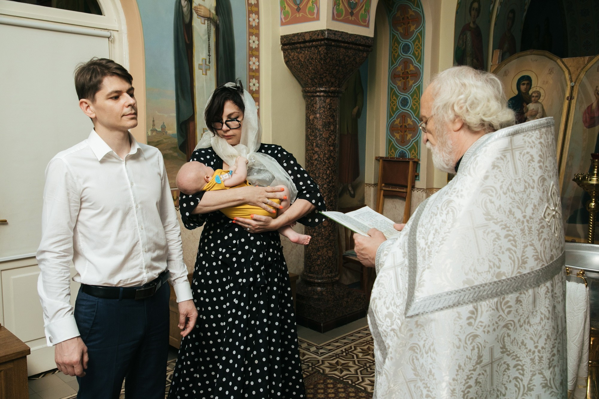 фотограф на крещение санкт петербург, справка о беседе перед крещением, сколько стоит крещение спб, лучшие храмы для крещения, крещение ребенка в спб цены, пушкин церковь узнать про крестины что нужно, что нельзя делать перед крещением, лучшие храмы для крещения, санкт петербург фотограф, крестить без крестных, всего один крестный, имя для крещения малыша